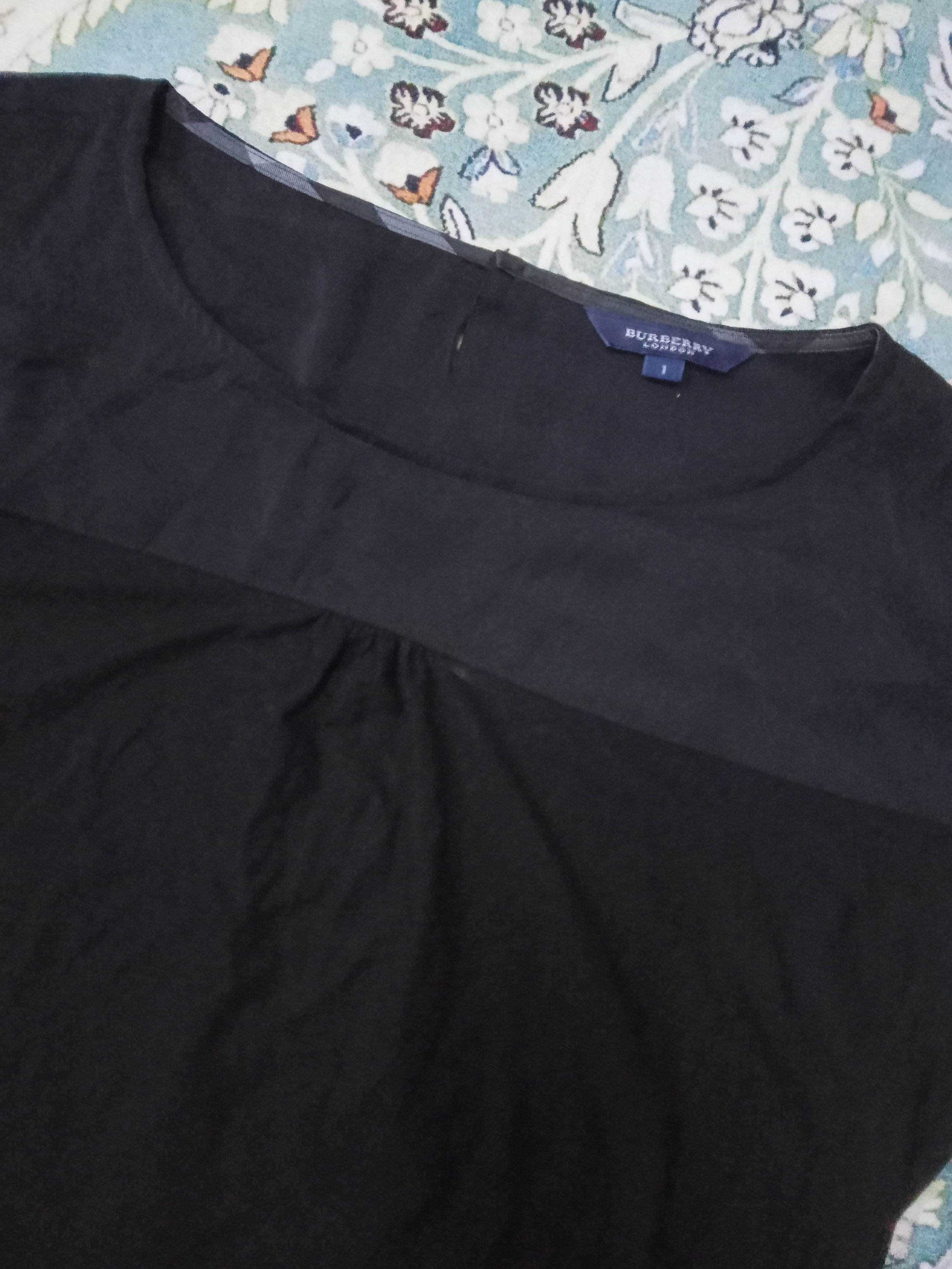 Burberry Burberry Sleeves Top Size XS / US 0-2 / IT 36-38 - 7 Thumbnail