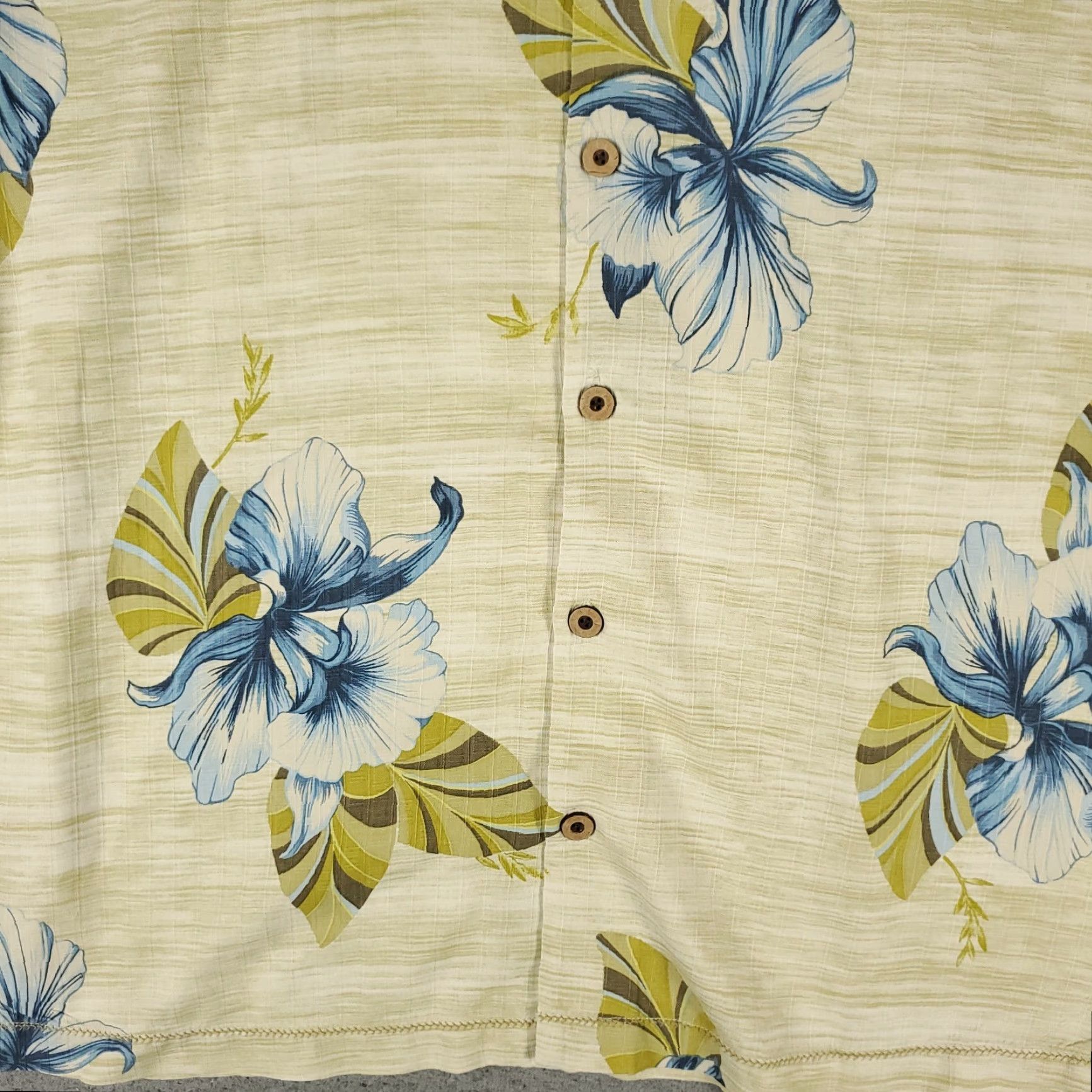 Tommy Bahama VINTAGE not (Wait: it's not vintage) Size US M / EU 48-50 / 2 - 3 Thumbnail