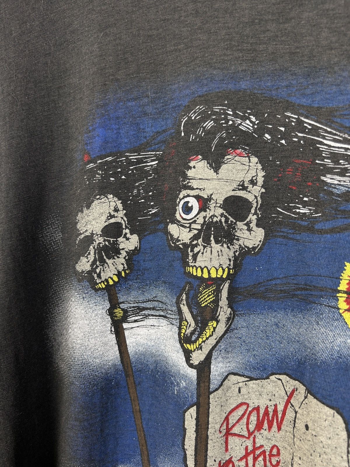 Band Tees 80s Vintage Wishbone Ash Raw To The Bone 1985/86 Tour Tee Size US L / EU 52-54 / 3 - 3 Thumbnail
