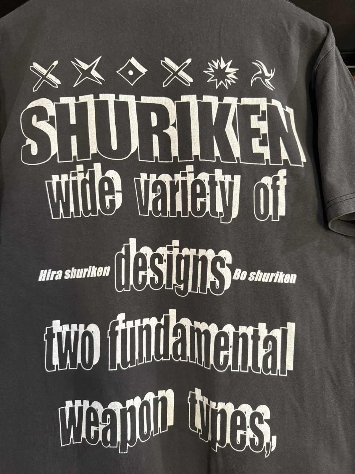 Anime Thrashed Vintage ShurikenThrowing Blade Weapon Sun Faded Tee Size US L / EU 52-54 / 3 - 10 Thumbnail