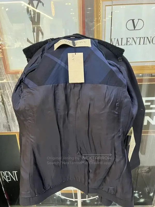 Burberry Burberry Women's Blue Wool Coat with Shearling Collar. Size M / US 6-8 / IT 42-44 - 3 Thumbnail