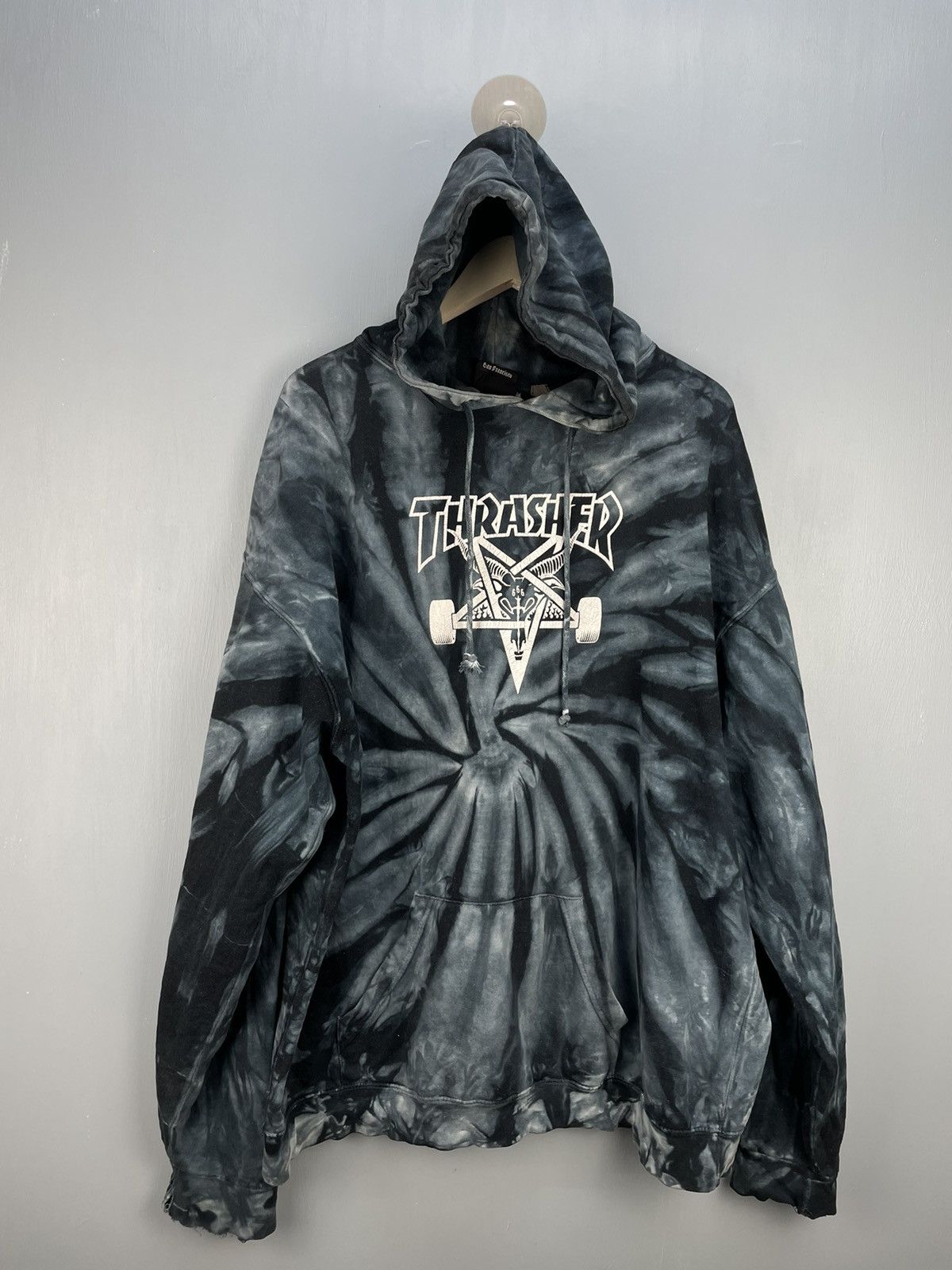 Blue tie dye thrasher hoodie sale