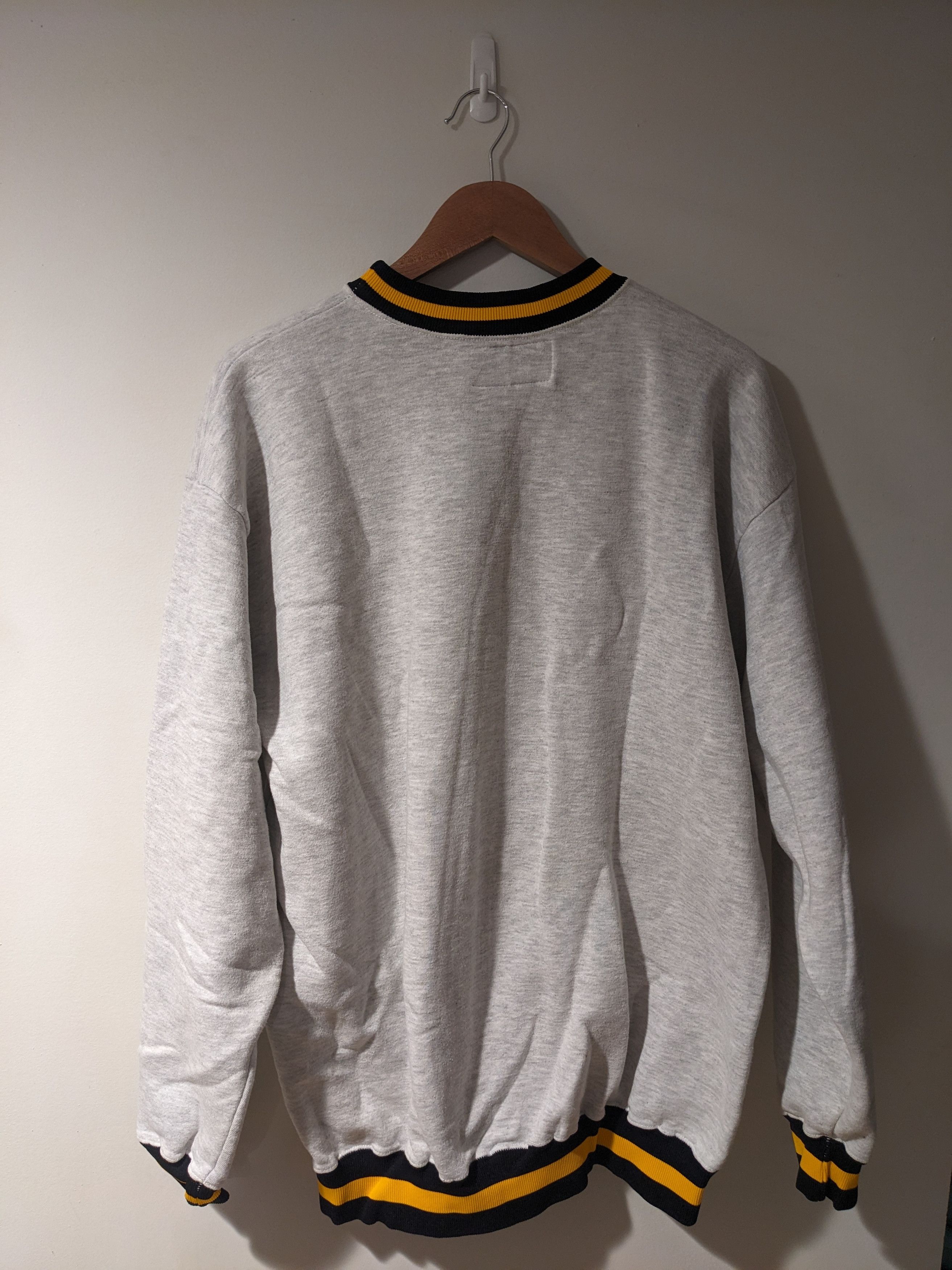 Russell Athletic × Vintage Vintage 90s Glen Mills Bulls Concordville Sweatshirt Size US XXL / EU 58 / 5 - 10 Thumbnail