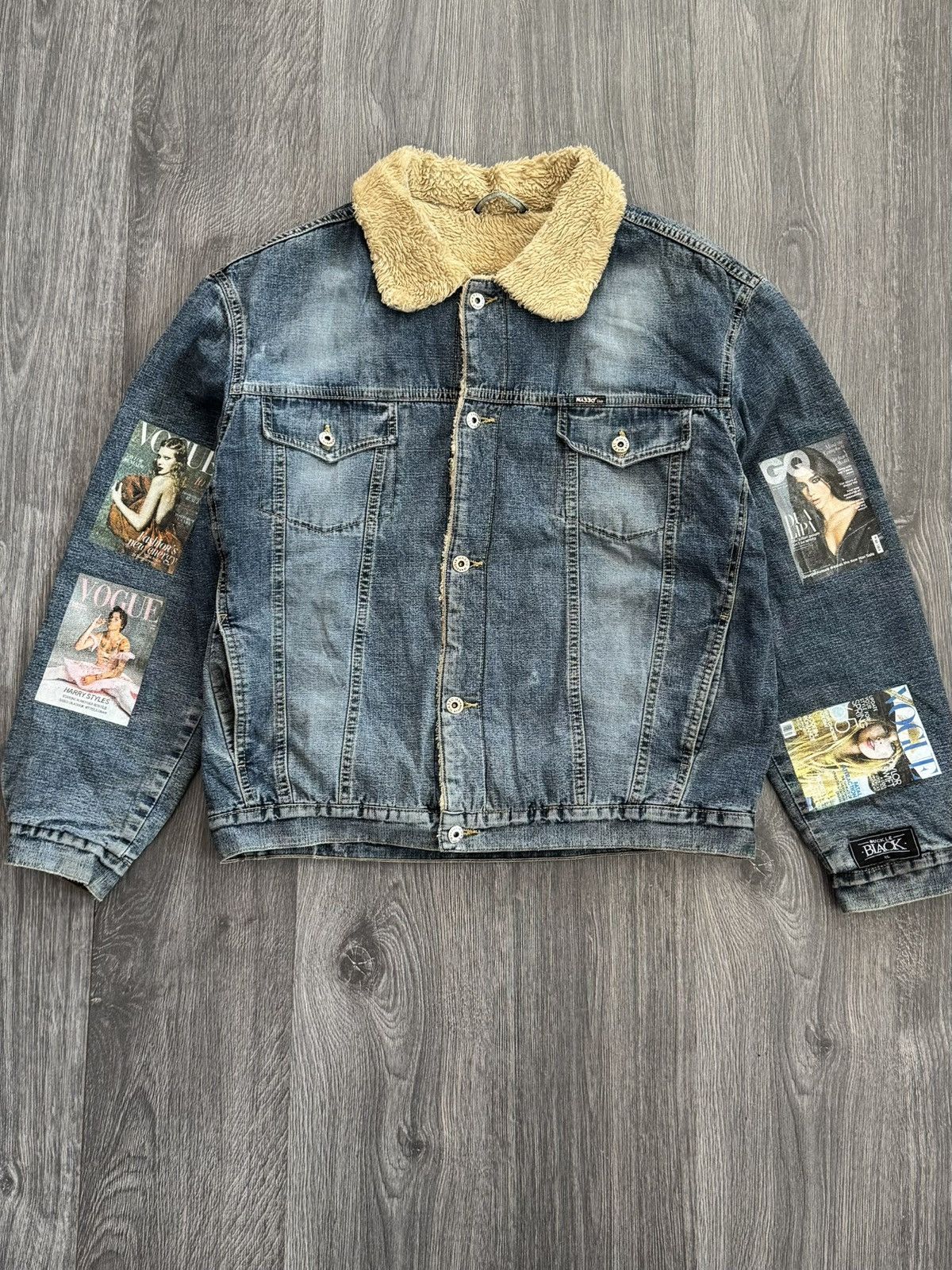 Japanese Brand Vintage Magazine Print Denim Tracker Jacket Size US L / EU 52-54 / 3 - 1 Thumbnail