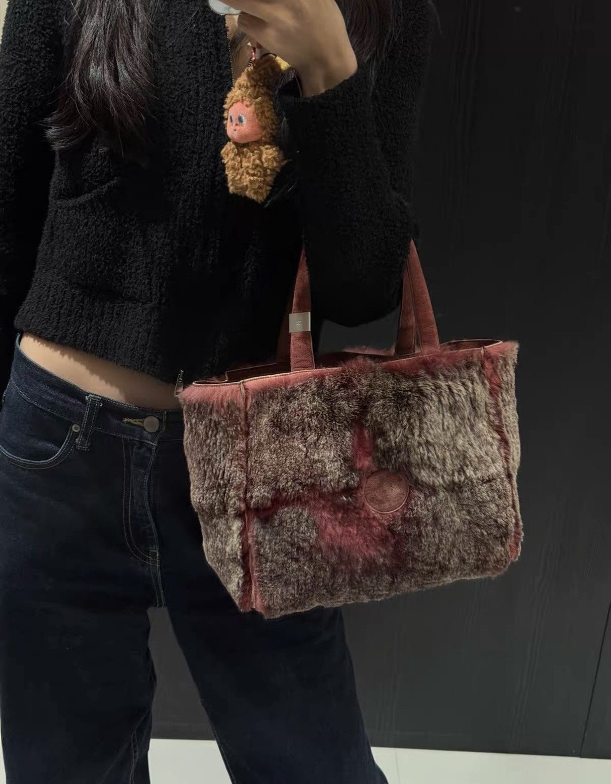 Chanel Chanel Raspberry Red Rabbit Fur Tote Shoulder Bag J36 Size ONE SIZE - 9 Thumbnail