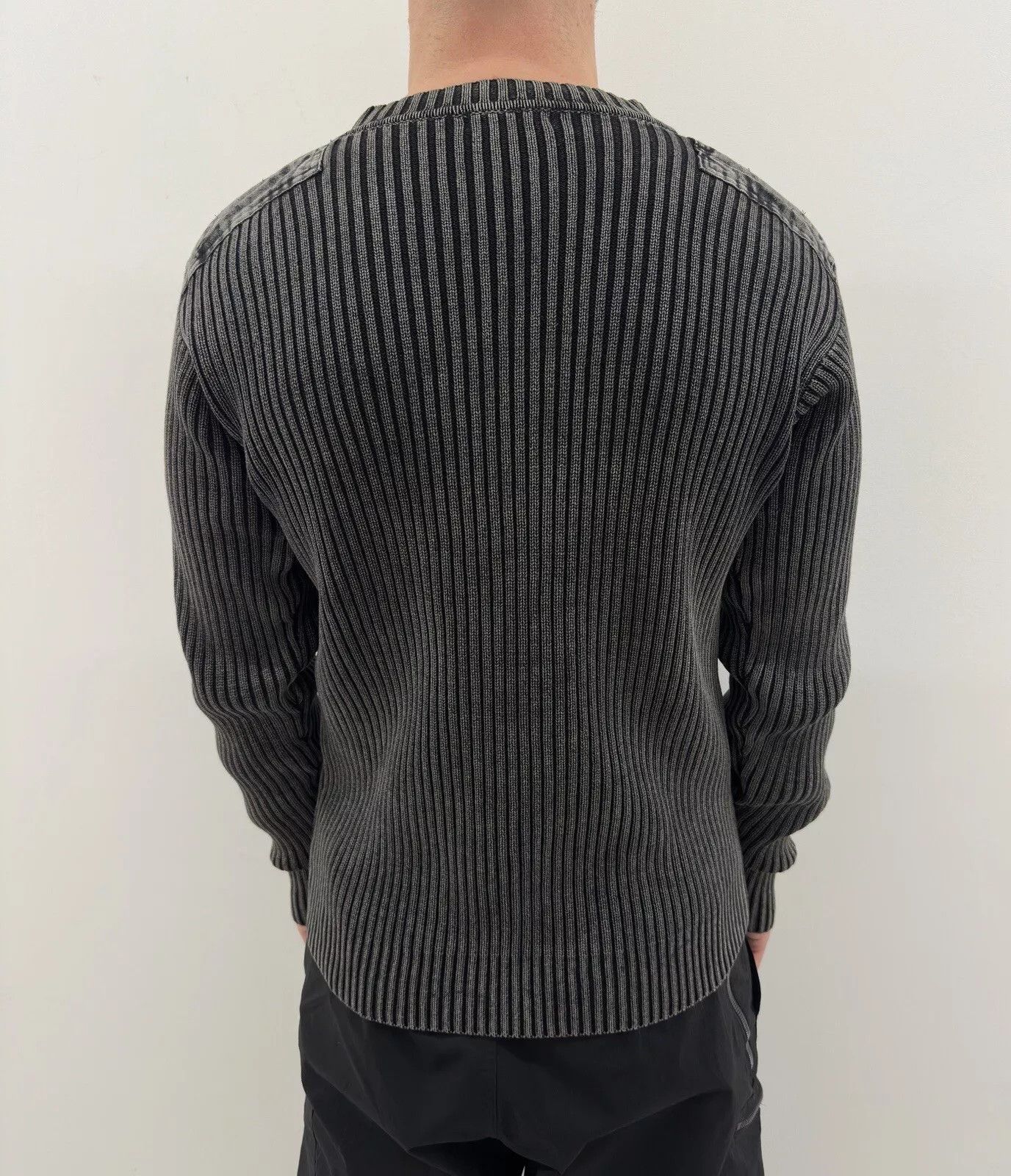 Vintage VINTAGE 2000s Y2K MENS STYLE DIESEL RIBBED SWEATER FADED Size US L / EU 52-54 / 3 - 8 Thumbnail