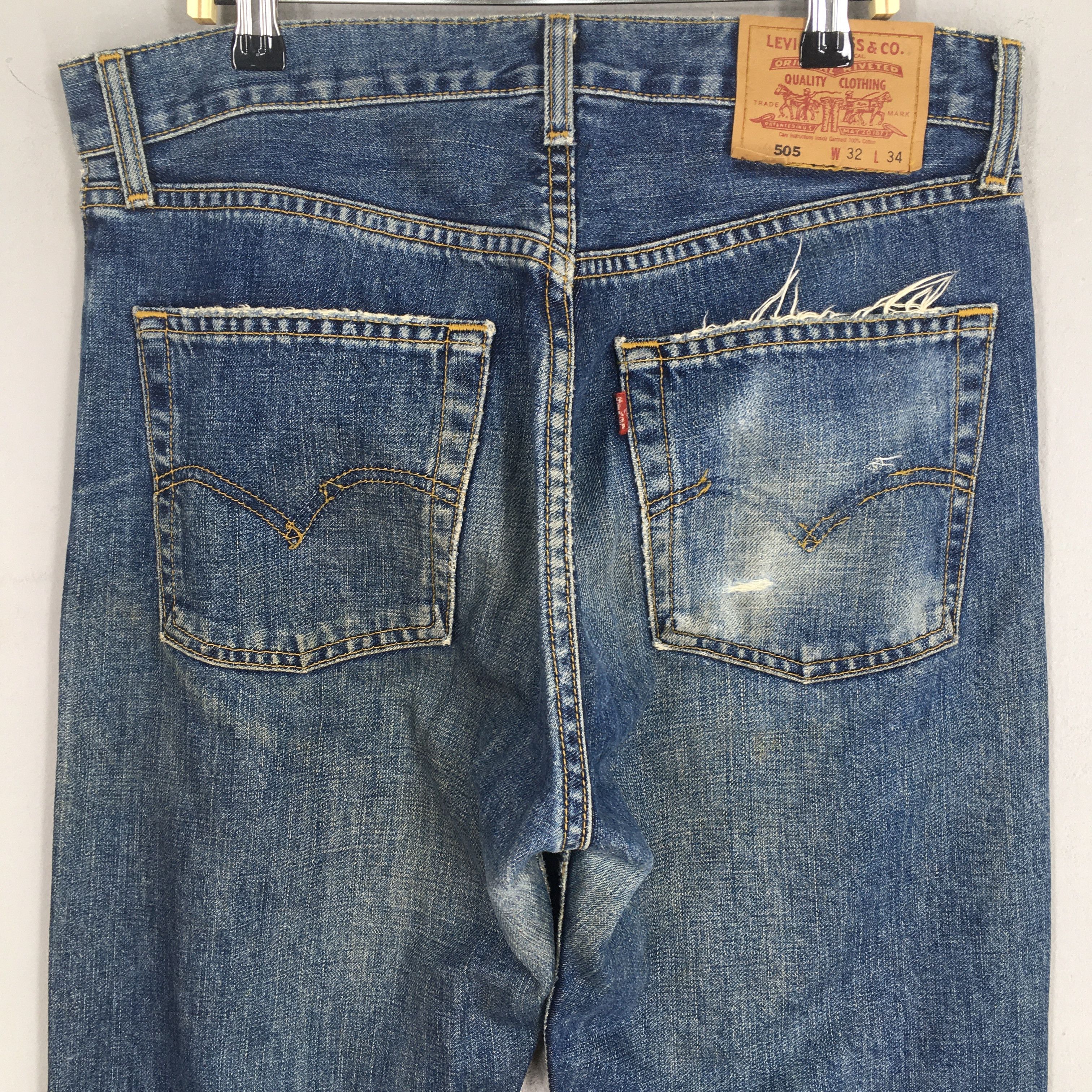 Levi's Size 31x34 Vintage Levis 505 Faded Stonewash Jeans S1952 Size US 31 - 10 Thumbnail
