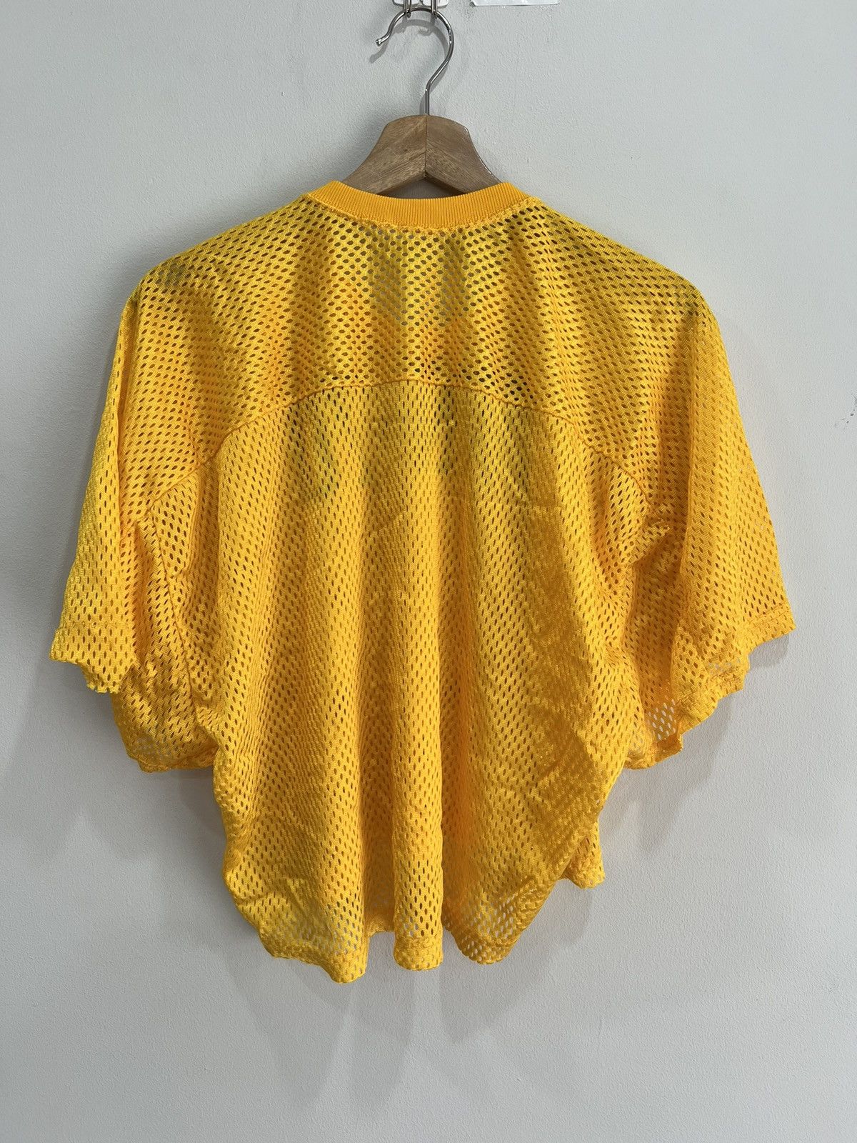 Vintage Vintage Cvn 70 Mesh Cropped Jersey Shirt Size US M / EU 48-50 / 2 - 2 Thumbnail