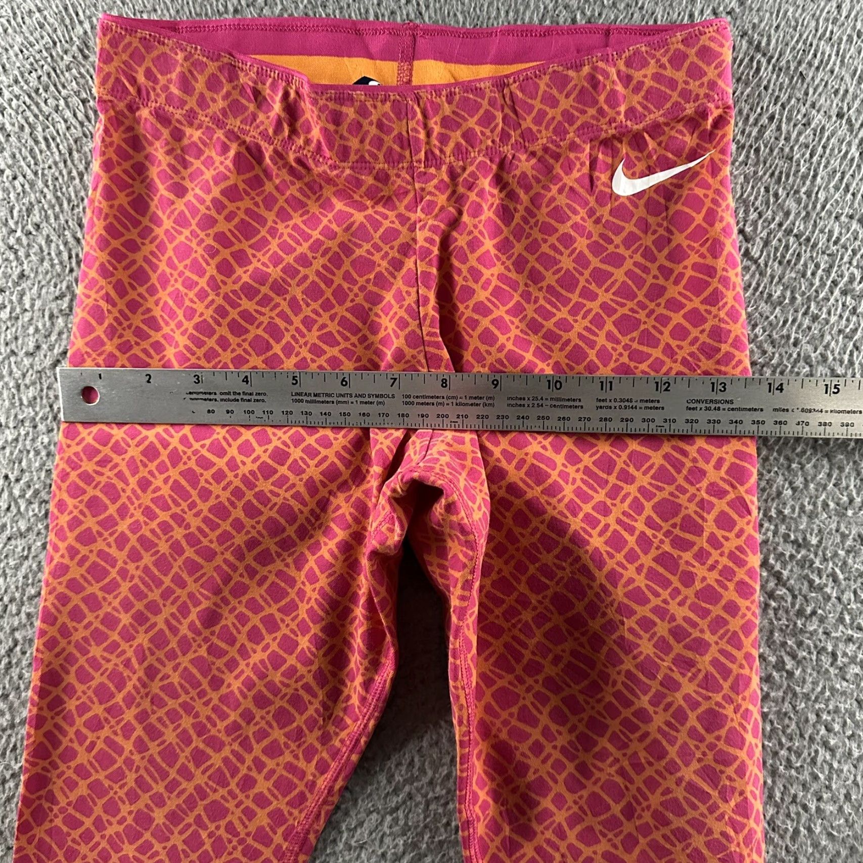 Nike Nike Womens Leggings Pink Size Small Pull On Cropped Stretch Cotton Blend Size 28" / US 6 / IT 42 - 7 Thumbnail