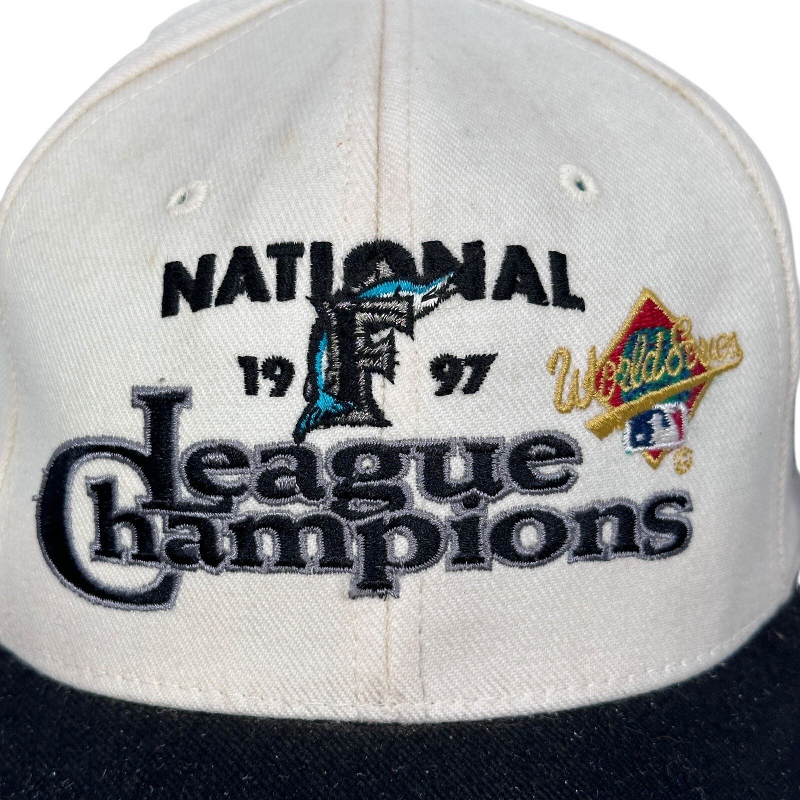 New Era Vintage New Era Florida Marlins Snapback Hat 1997 NL White Size ONE SIZE - 2 Thumbnail