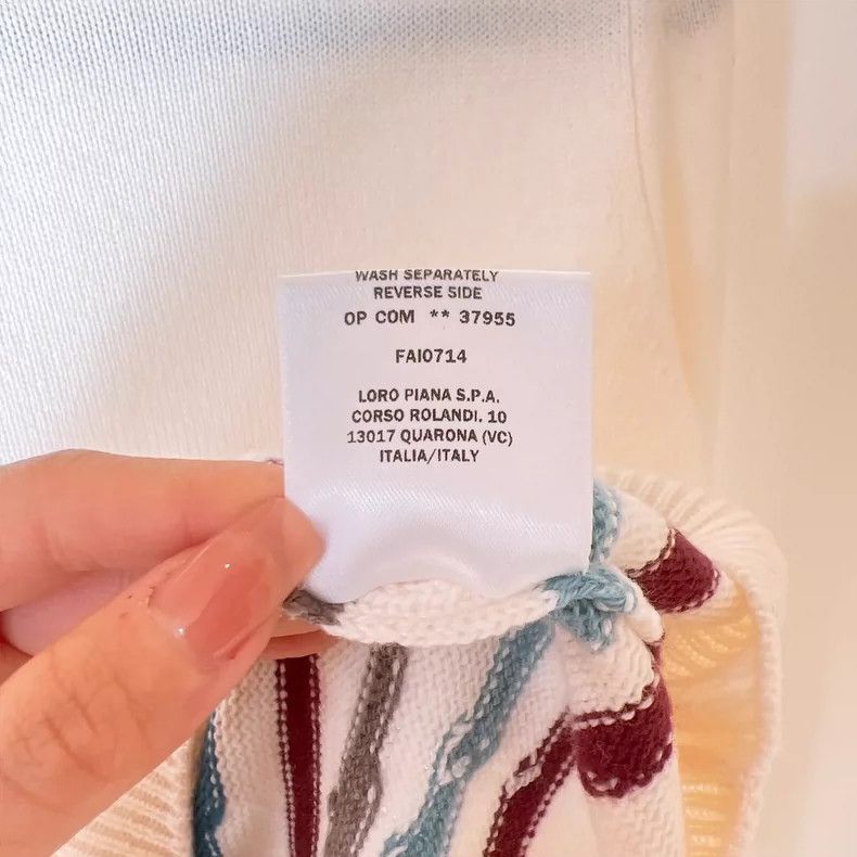 Loro Piana LORO PIANA Color stripes on the edges of the cashmere swea Size M / US 6-8 / IT 42-44 - 9 Thumbnail