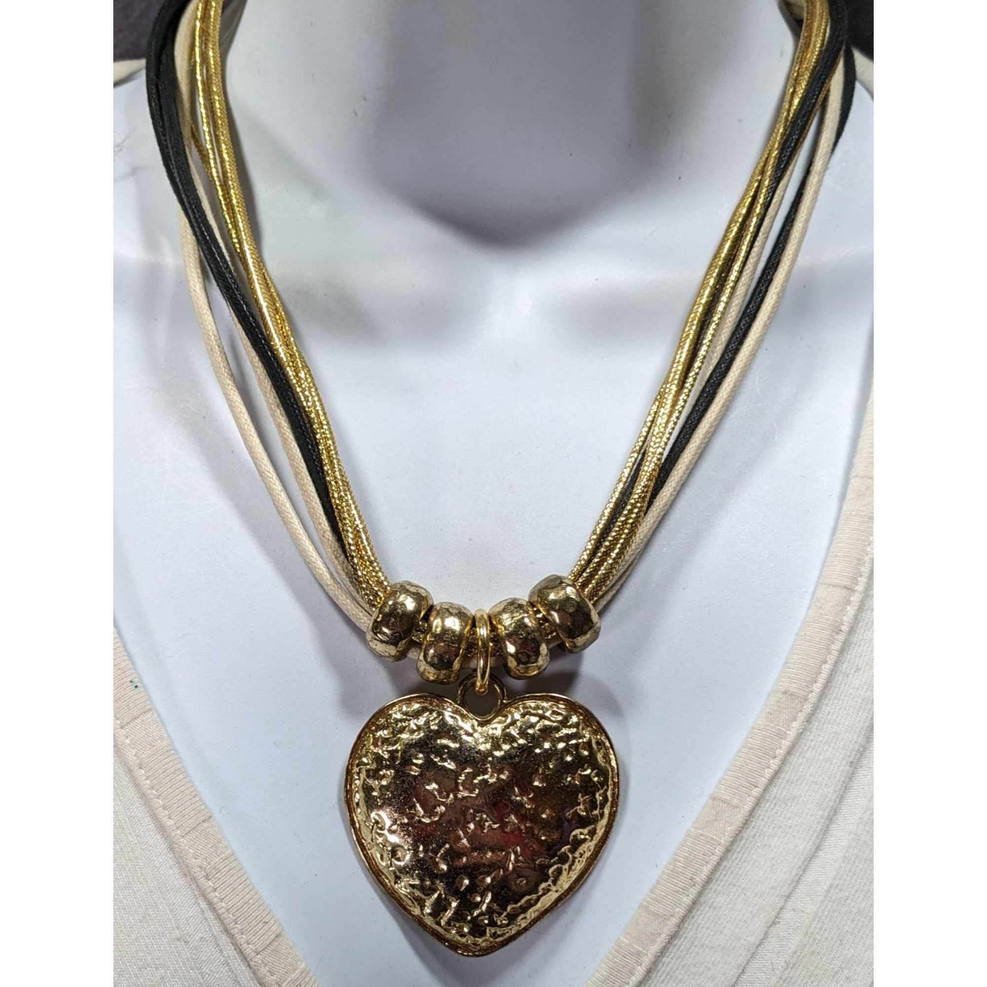 Other Funky Glam Textured Heart Gold Tone And Tan Pendant Necklace Size ONE SIZE - 4 Thumbnail