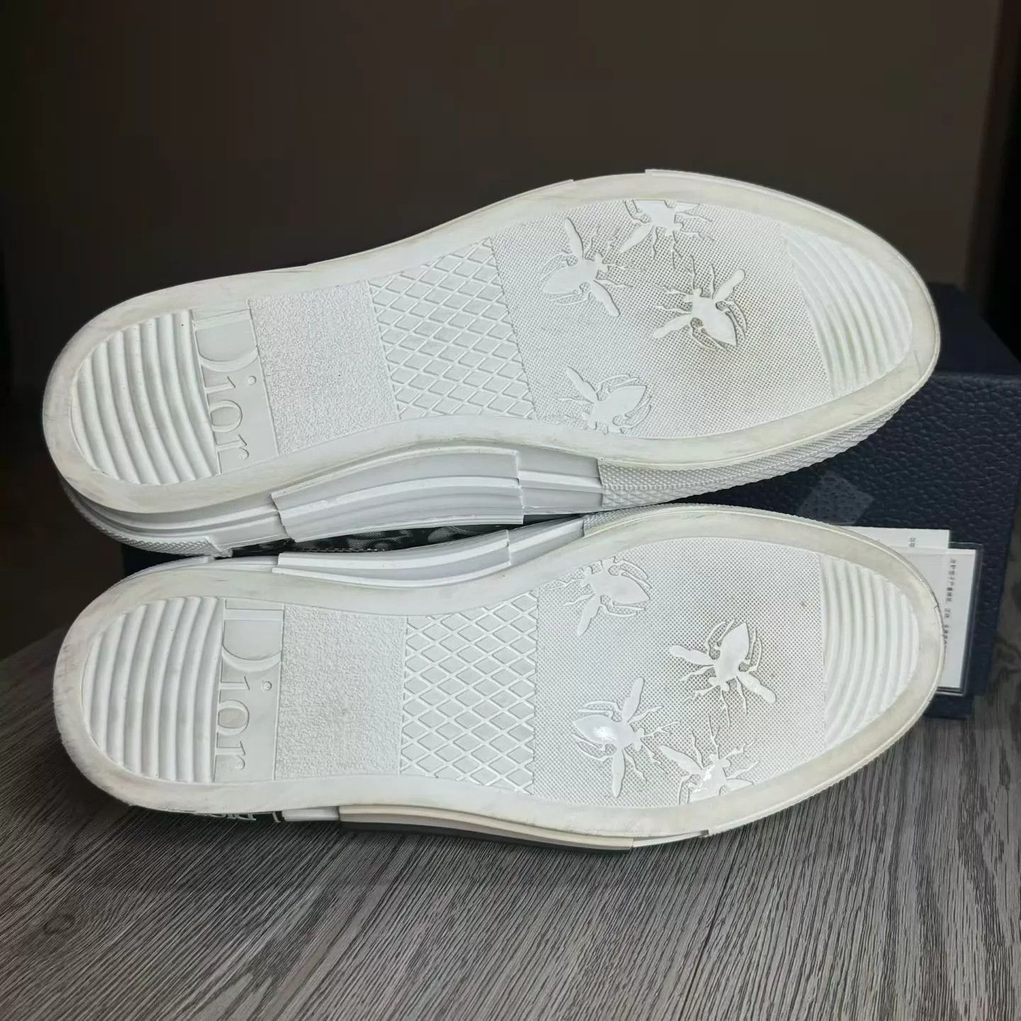 Dior DIOR B23 All Over Print Low 40 9.99 New Worn Once Size US 7 / EU 40 - 6 Thumbnail