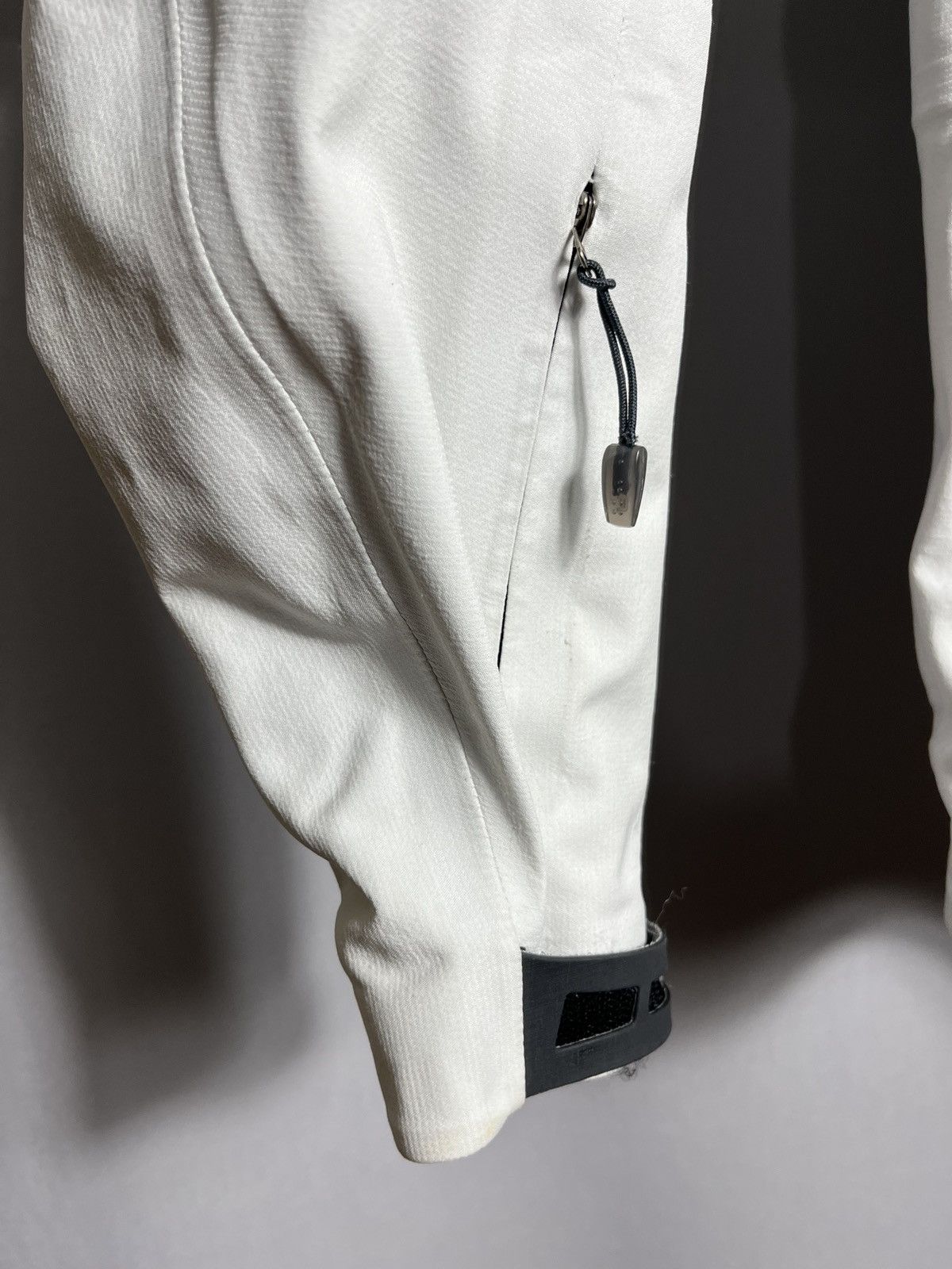 Vintage 00s NIKE ACG Women's RECCO Ski Jacket Gore-Tex White Size L / US 10 / IT 46 - 14 Thumbnail