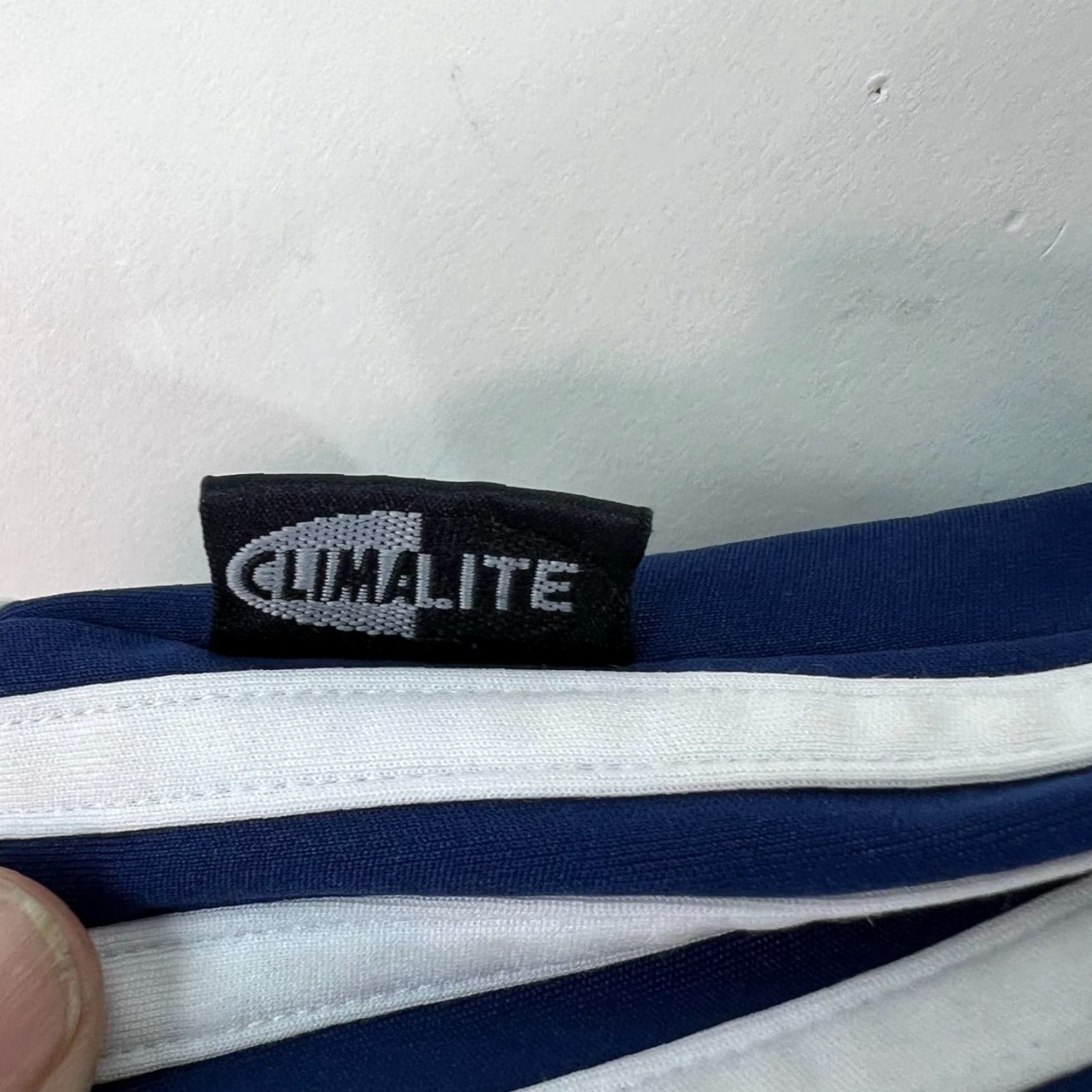 Adidas Adidas Climalite Athletic Shorts Women’s S Navy Blue & White Size 28" / US 6 / IT 42 - 4 Thumbnail