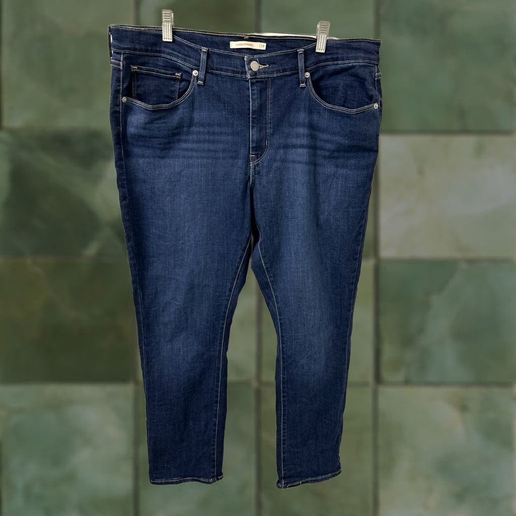 Levi's Levi's Classic Straight Jeans Womens 38x30 Dark Wash Mid Rise Denim Blue 5-Pocket Jeans Womens Straight Leg Jeans Size 26" / US 2 / IT 38 - 1 Thumbnail