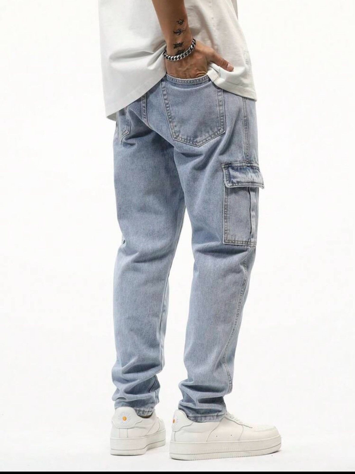Shein Brand New SHEIN light wash Jeans! (Medium) Size US 30 / EU 46 - 6 Thumbnail