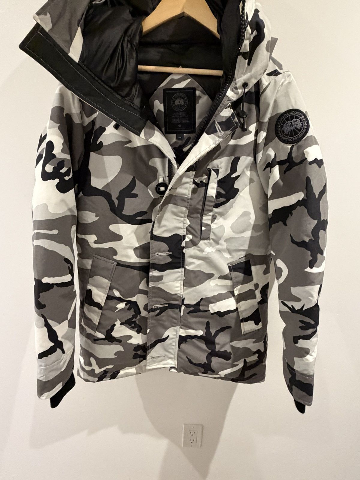 Canada Goose Canada Goose Chateau Parka Black Label Camo Size US S / EU 44-46 / 1 - 4 Thumbnail