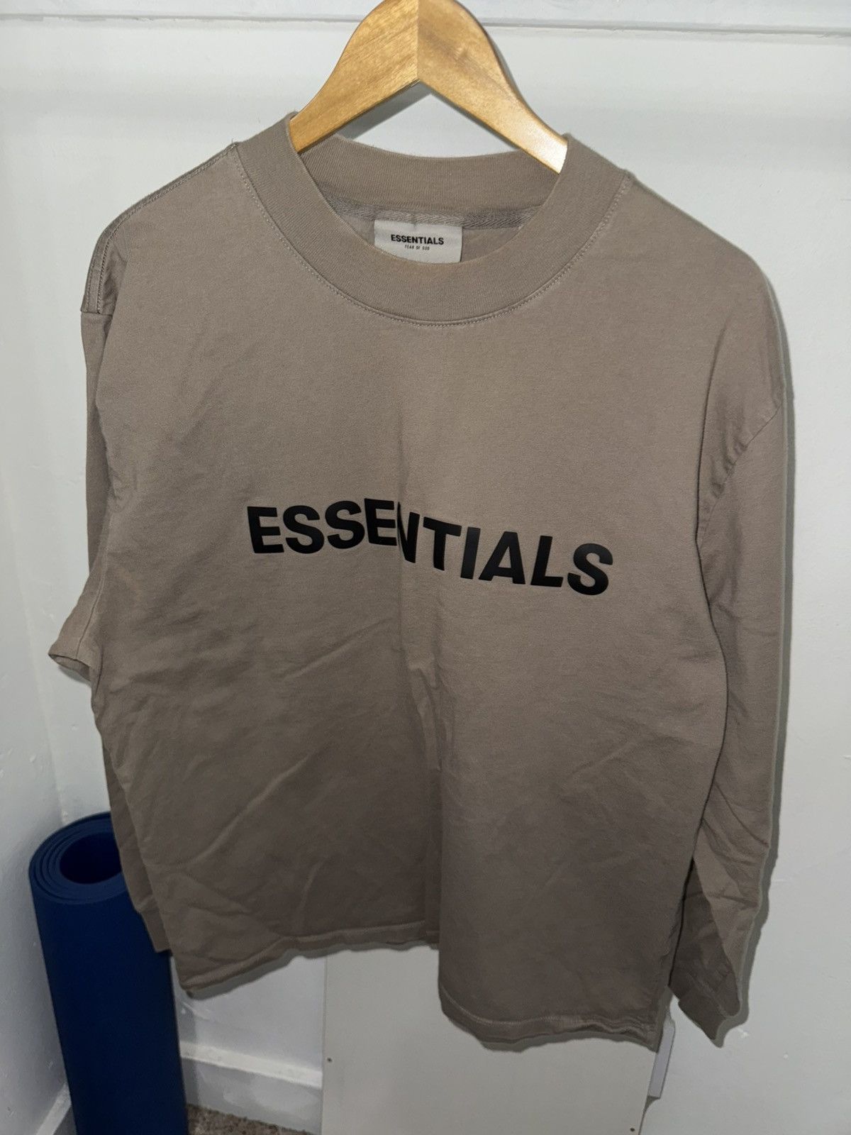 Essentials ESSENTIALS TAUPE LONG SLEEVE TEE COLLECTION LARGE Size US L / EU 52-54 / 3 - 2 Thumbnail