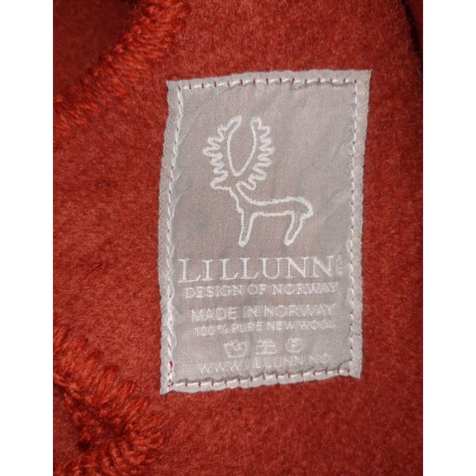 Vintage VINTAGE LILLUNN Scarf Wool Norway Fox Pattern Solid Red Orange Women's Wool Scarf Norway Made in Norway 71x10 inch Size ONE SIZE - 2 Thumbnail