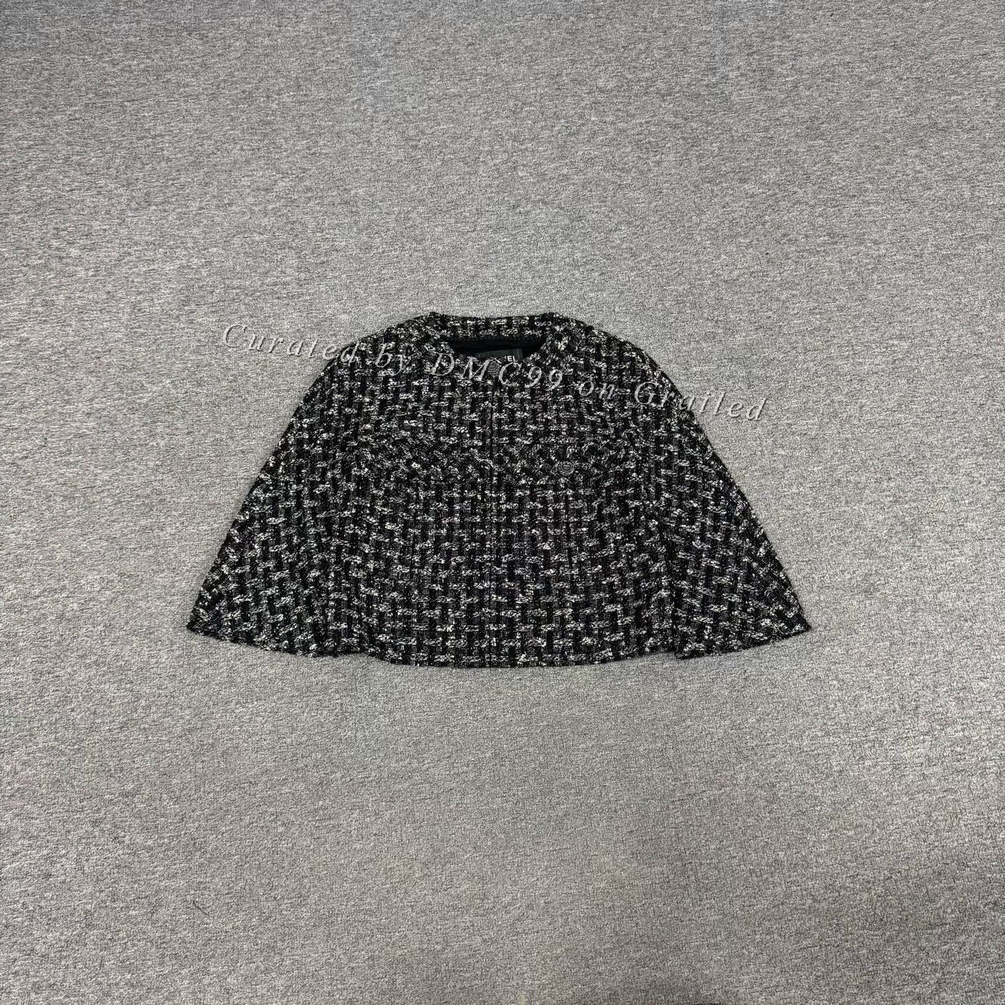 Chanel Chanel Black White Tweed Short Coat Size ONE SIZE - 1 Thumbnail