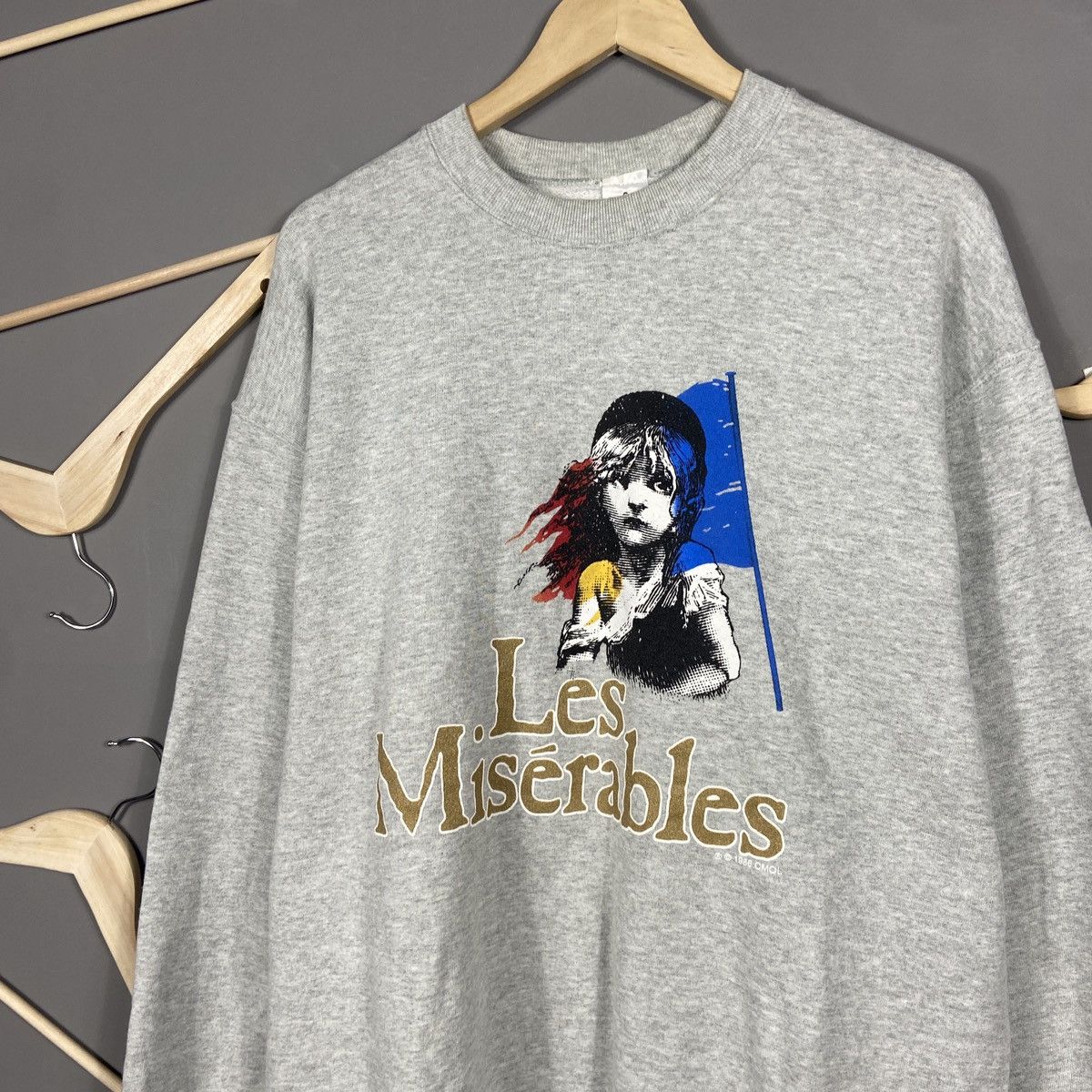 Vintage Vintage 1986 Les Miserables Sweatshirt Size US XL / EU 56 / 4 - 2 Thumbnail