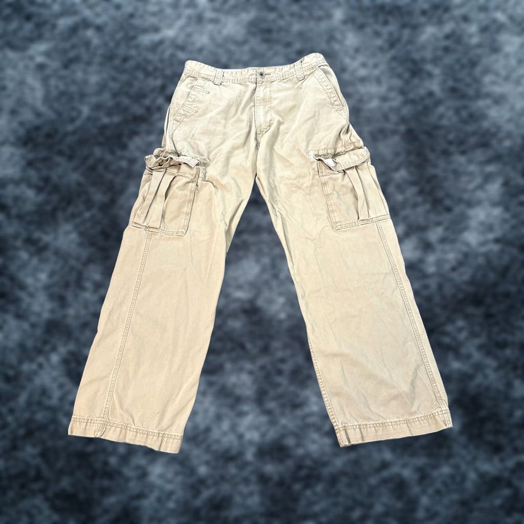 Levi's VINTAGE Levi's Cargo Pants Mens 34x31 Baggy Relaxed Beige Cotton 5-Pocket Y2K Camouflage Military Cargo Straight Pant Mens Size US 34 / EU 50 - 1 Thumbnail