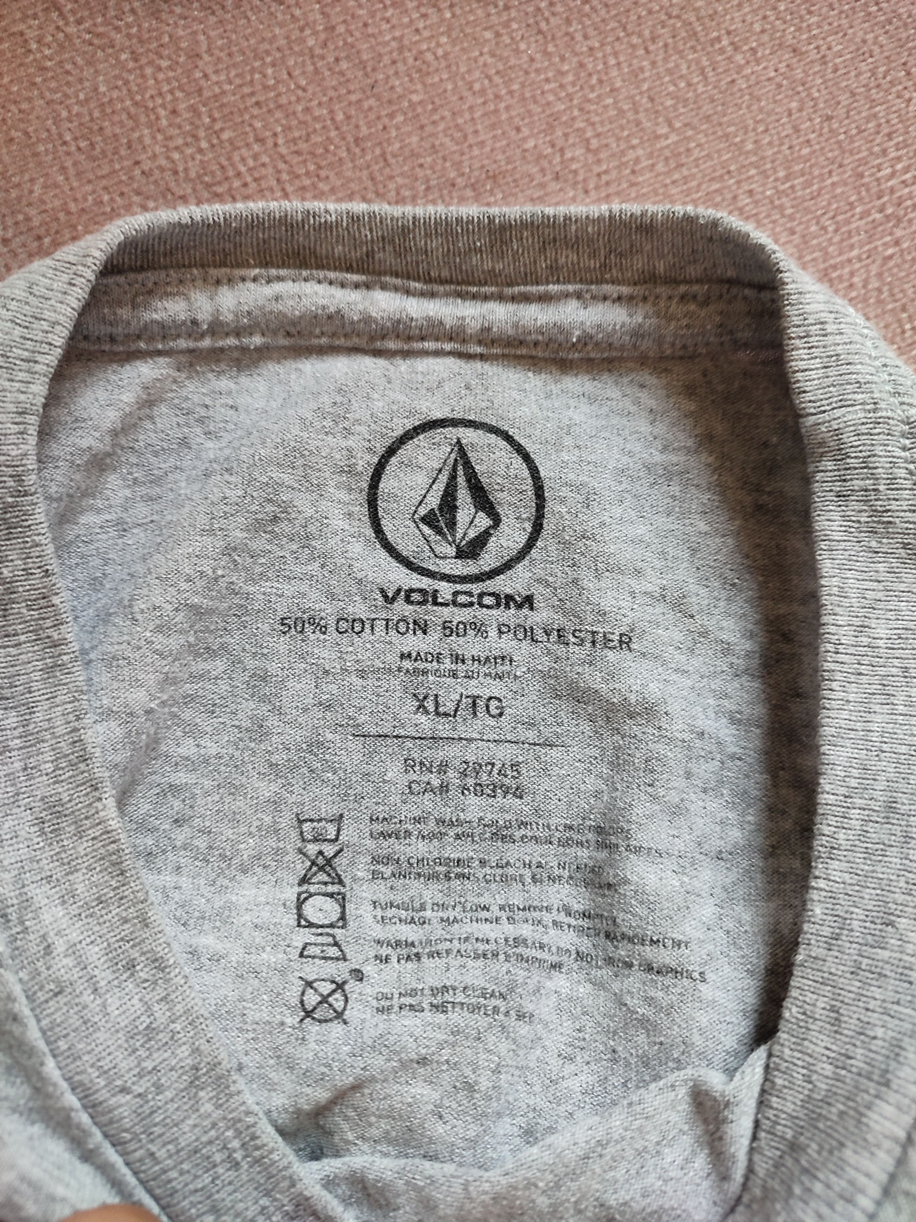 Volcom Vintage Volcom Big logo Tees Size US XL / EU 56 / 4 - 8 Thumbnail