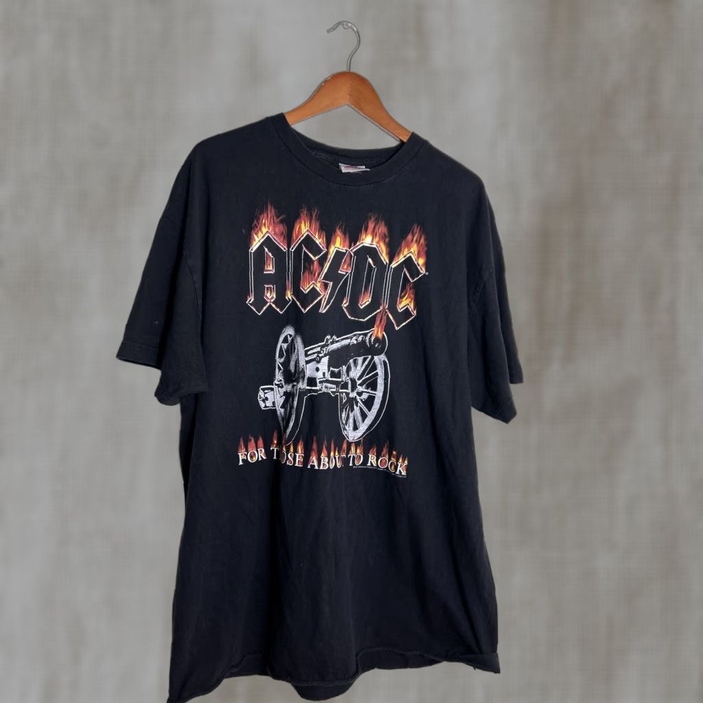 AAA VINTAGE AAA T-Shirt Black AC/DC For Those About to Rock 2004 XXL Men's Cutoff Size US XXL / EU 58 / 5 - 1 Thumbnail