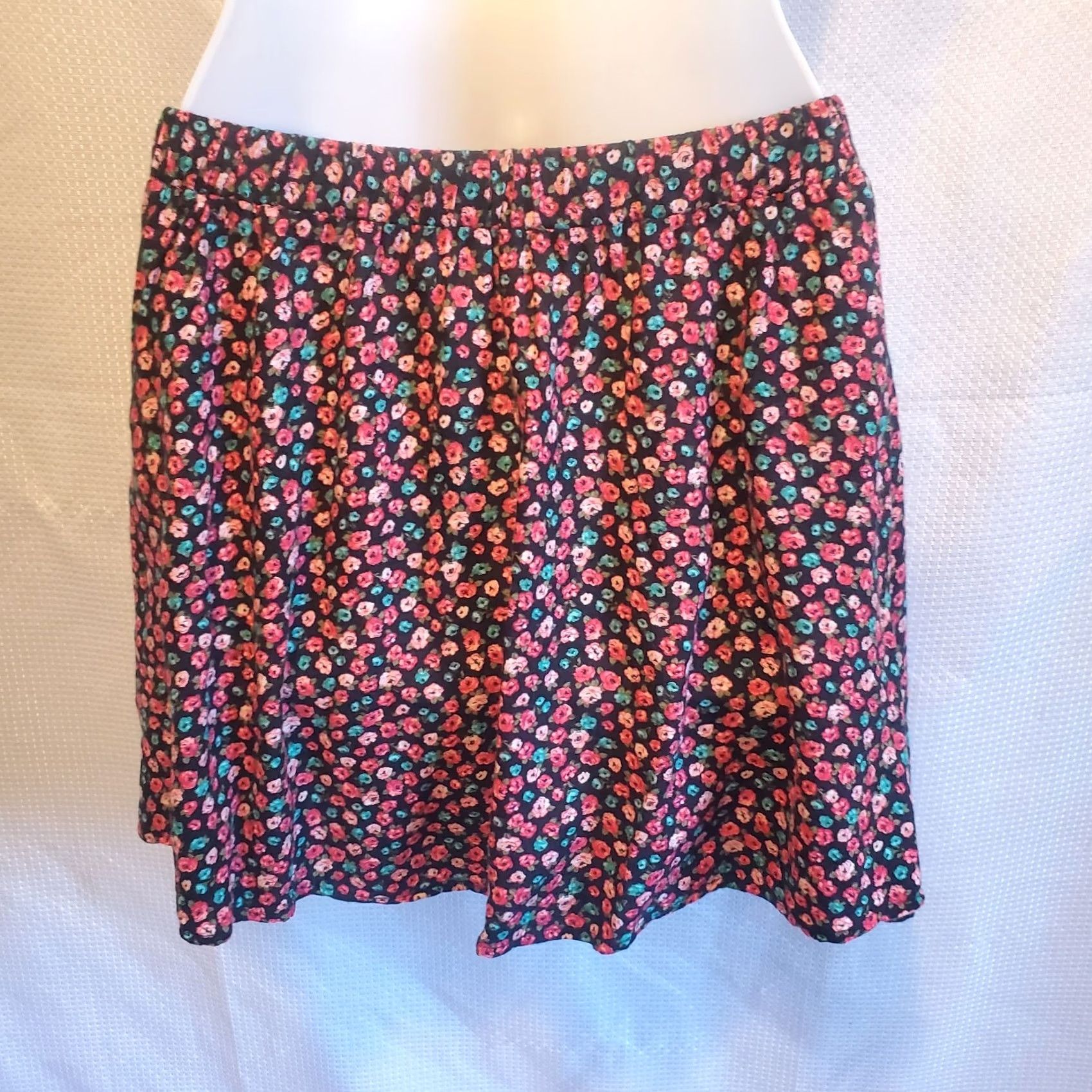 Vintage Lush Womens Skater Floral Skirt Sz M Pull On Twee Size 32" / US 10 / IT 46 - 2 Thumbnail