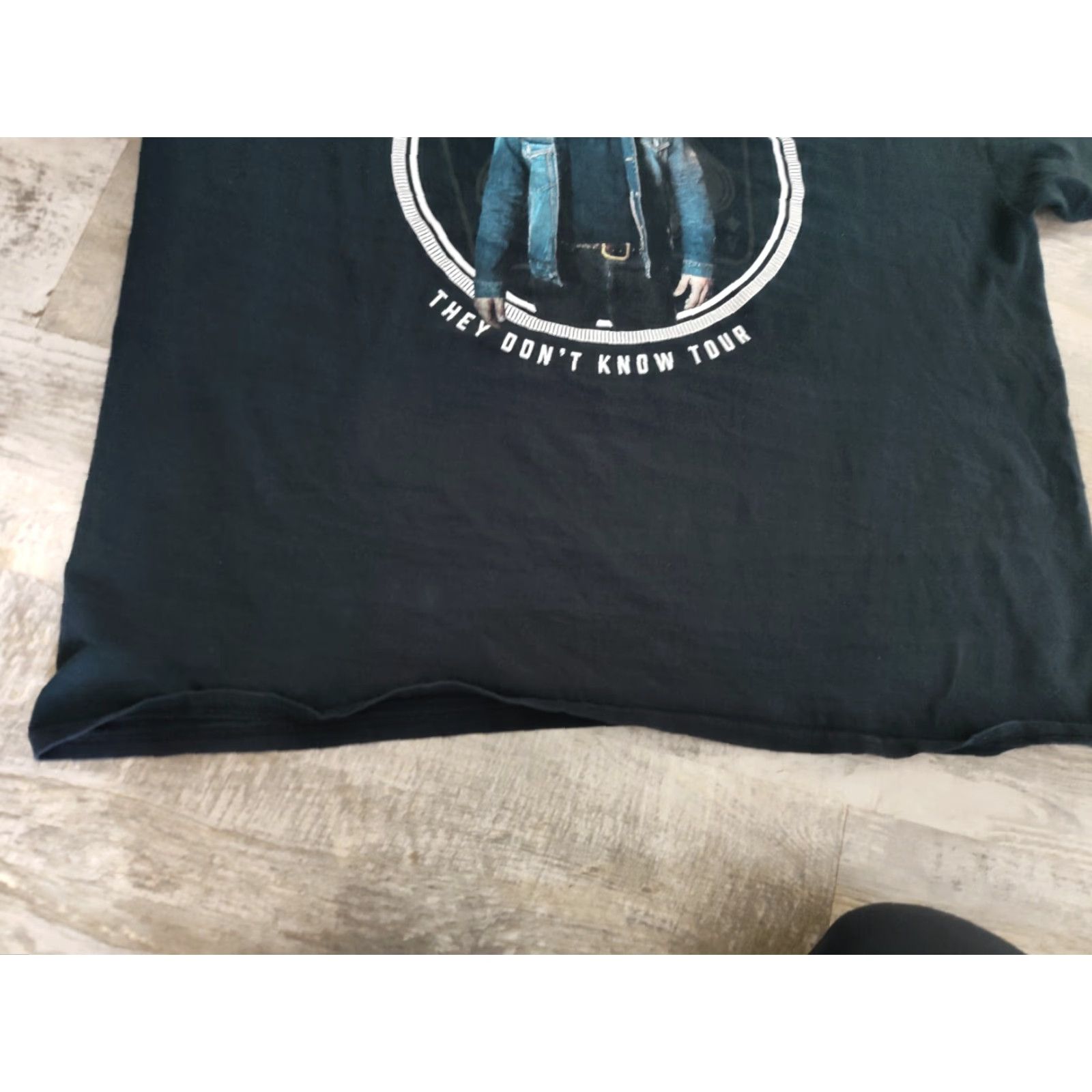 Vintage VINTAGE Jason Aldean T-Shirt Shirt Mens 2XL Black City Tour 2017 They Don’t Know Tour Dates Mens Size US XXL / EU 58 / 5 - 2 Thumbnail