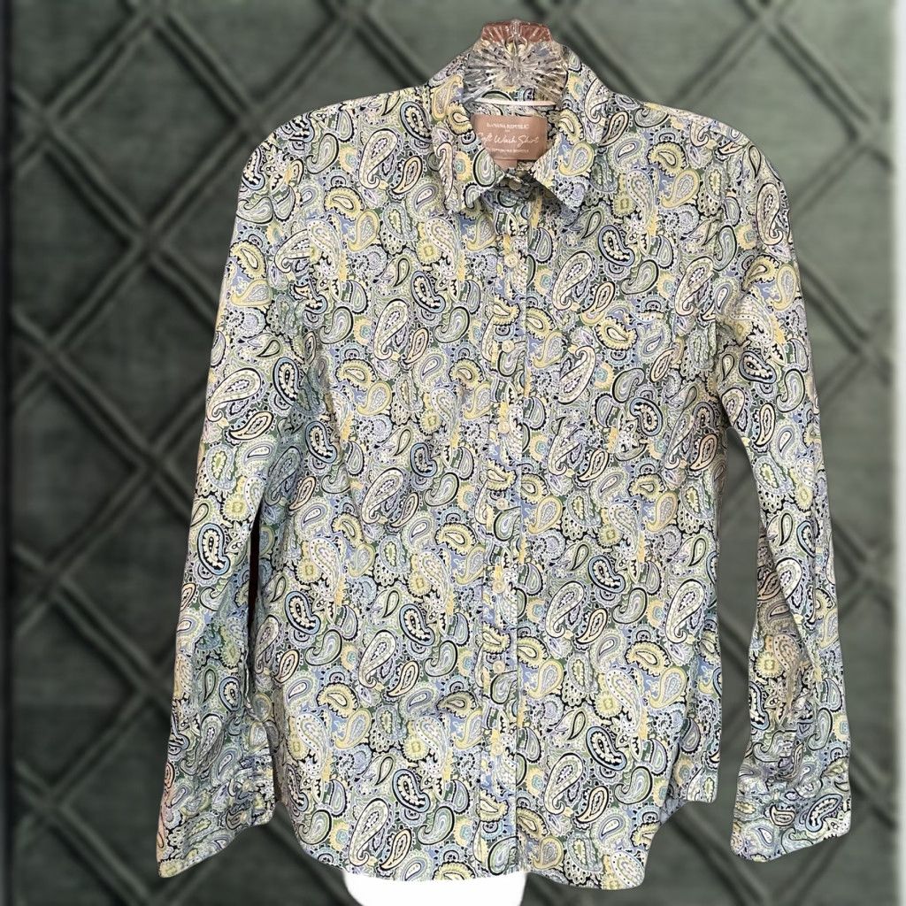 Banana Republic Banana Republic Shirt Womens XS Button Up Top Paisley White Green Blue Yellow Size XS / US 0-2 / IT 36-38 - 1 Thumbnail