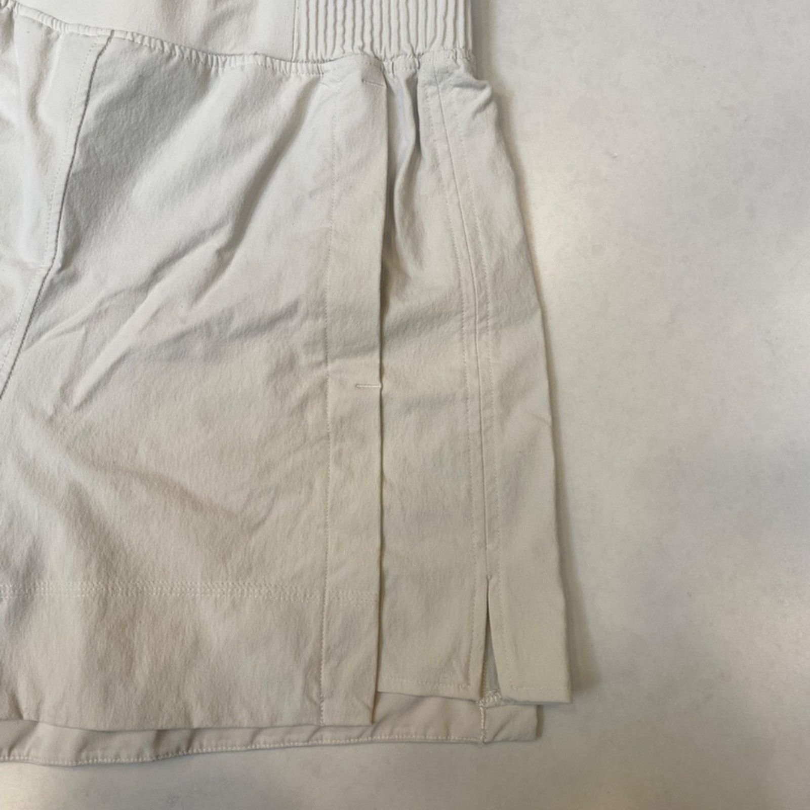 Lululemon Lululemon High-Rise Short - XS Size 22" - 3 Thumbnail