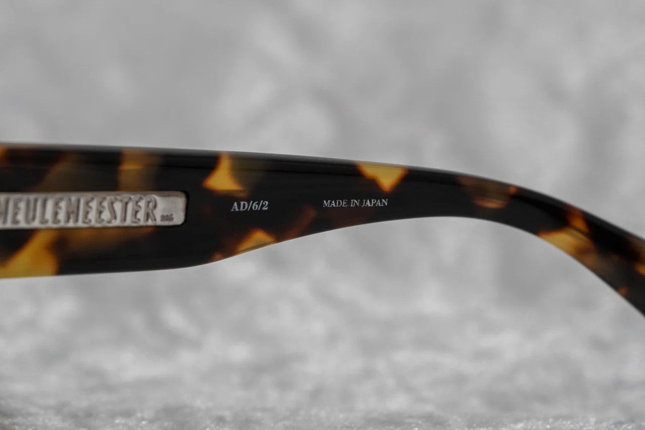 Ann Demeulemeester Ann Demeulemeester Sunglasses Oversized Tortoise and Grey Size ONE SIZE - 8 Thumbnail