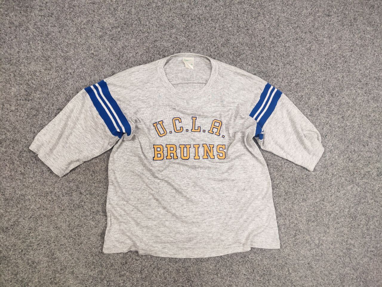 Vintage Vintage 80's Trimark Ucla Bruins 3/4 length sleeve shirts Size US M / EU 48-50 / 2 - 7 Thumbnail