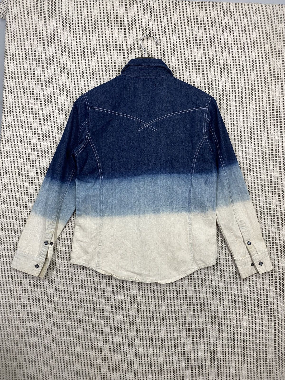 Designer × In The Attic × Japanese Brand INC Denim Western Shirt Blue Ombre 2 Pocket Button Up Size US M / EU 48-50 / 2 - 6 Thumbnail