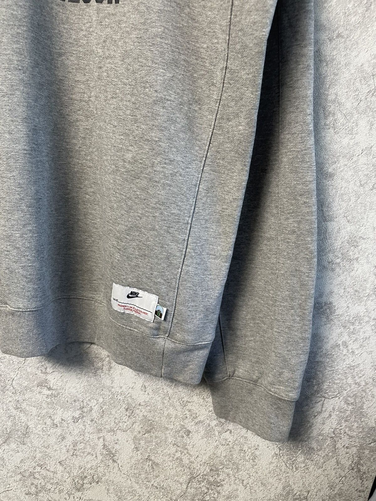 Nike Vintage Nike Eugene Oregon OTC77 Sweatshirt Crewneck 90s Size US L / EU 52-54 / 3 - 5 Thumbnail
