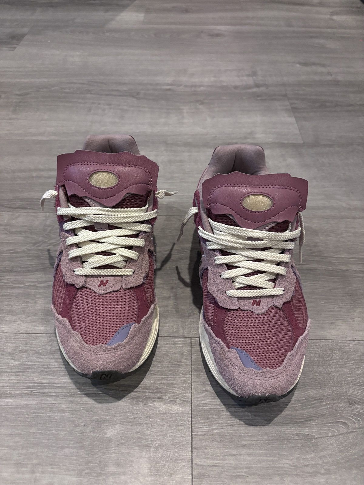 New Balance New Balance 2002R Protection Pack Pink Size US 9 / EU 42 - 3 Thumbnail