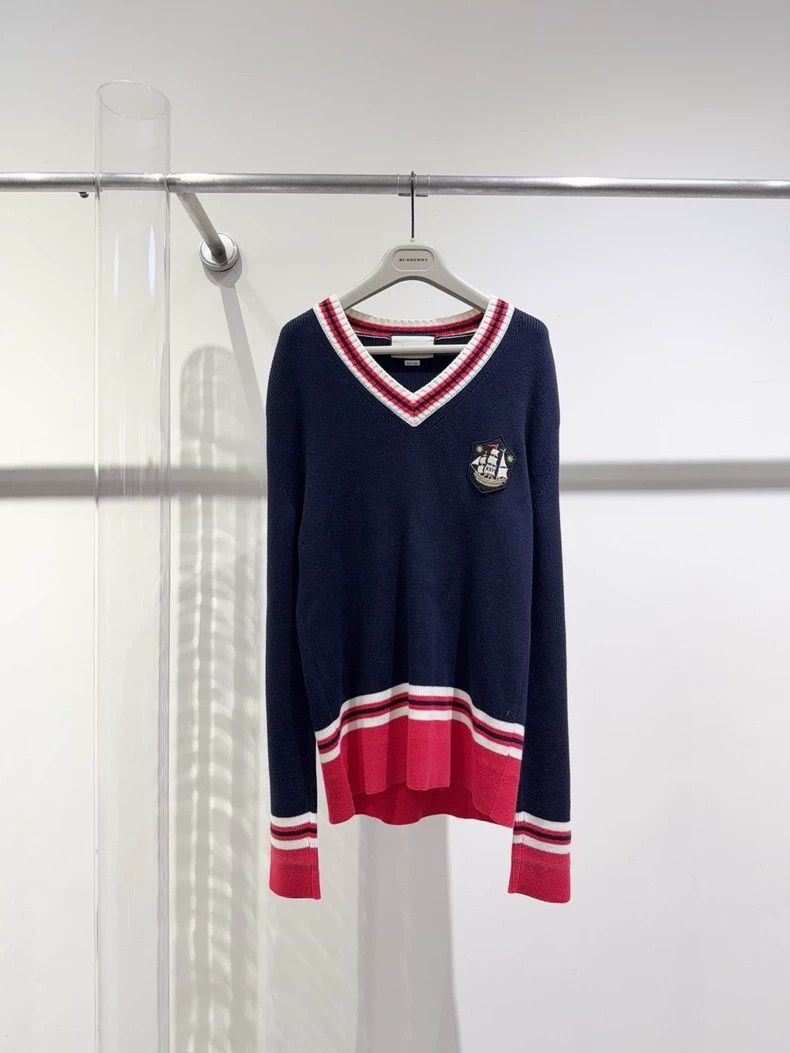 Gucci Gucci V-Neck Sweater with Stripes Size US S / EU 44-46 / 1 - 1 Thumbnail