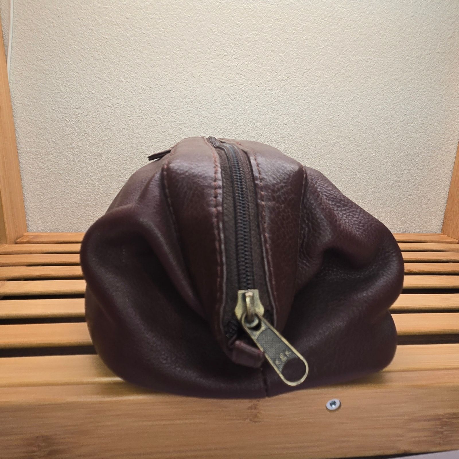 Vintage Vintage Private Label Dark Brown Grain Leather Toiletry Bag Size ONE SIZE - 6 Thumbnail