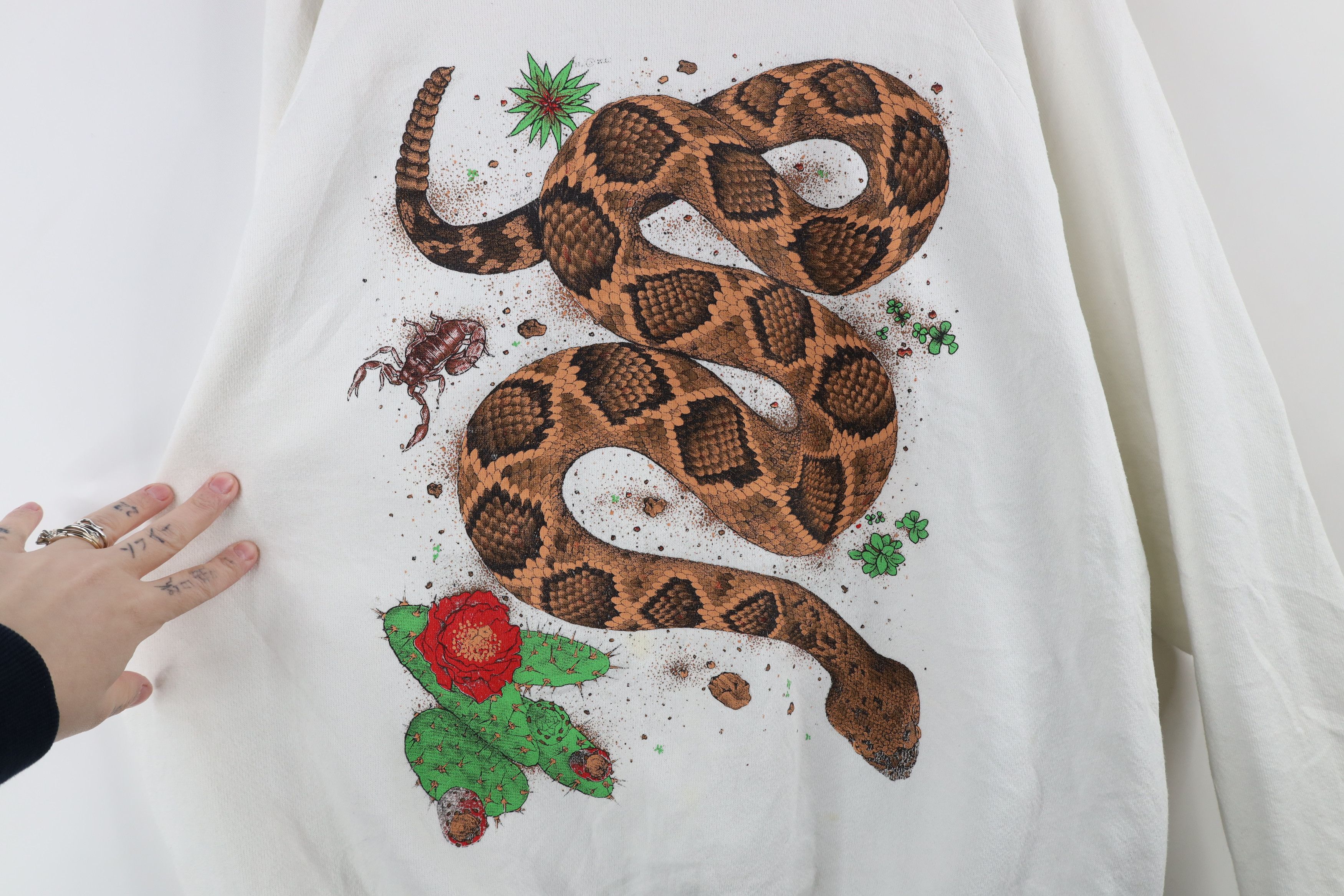Vintage Vintage 90s Streetwear Scorpion Rattlesnake Sweatshirt USA Size US XL / EU 56 / 4 - 4 Thumbnail