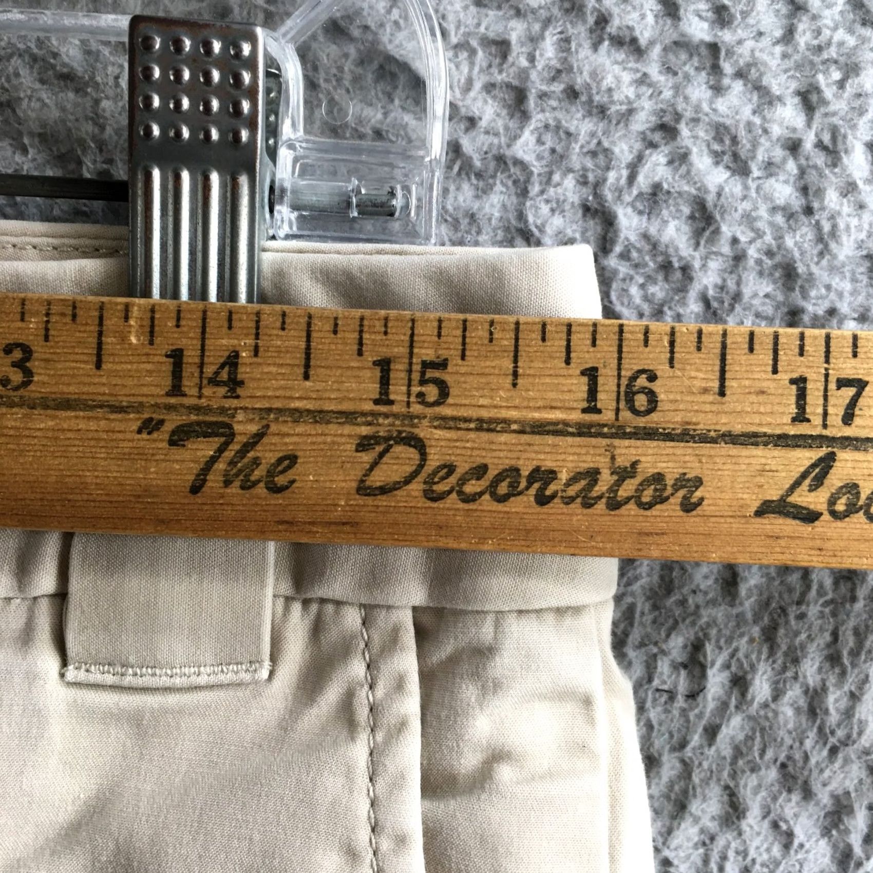 Banana Republic Banana Republic Capri Pants Womens 10 Beige Cotton Blend Zip Fly Casual Capri Pants Womens 10 Beige Cotton Blend Zip Fly Casual Size 32" / US 10 / IT 46 - 6 Thumbnail