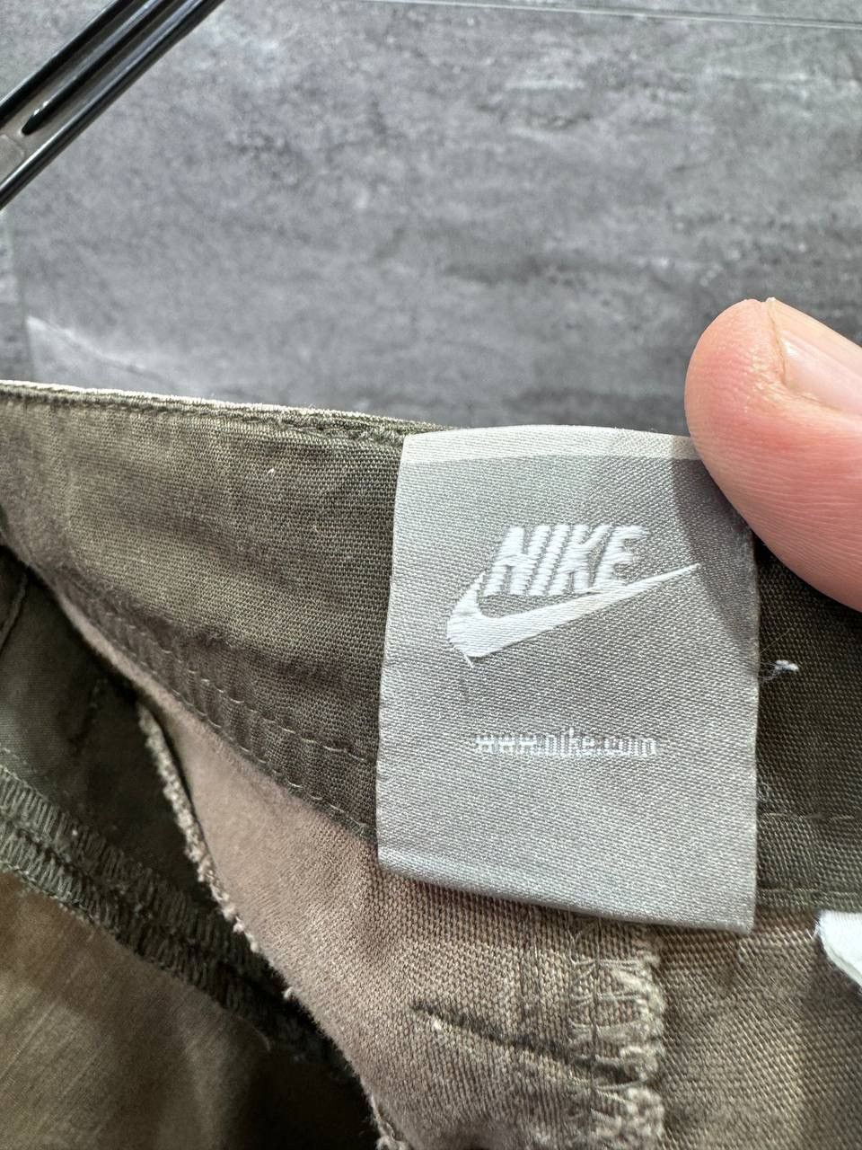 Other Vintage Nike Cargo Shorts Khaki Distressed Travis Style Y2K Size US 34 / EU 50 - 17 Thumbnail