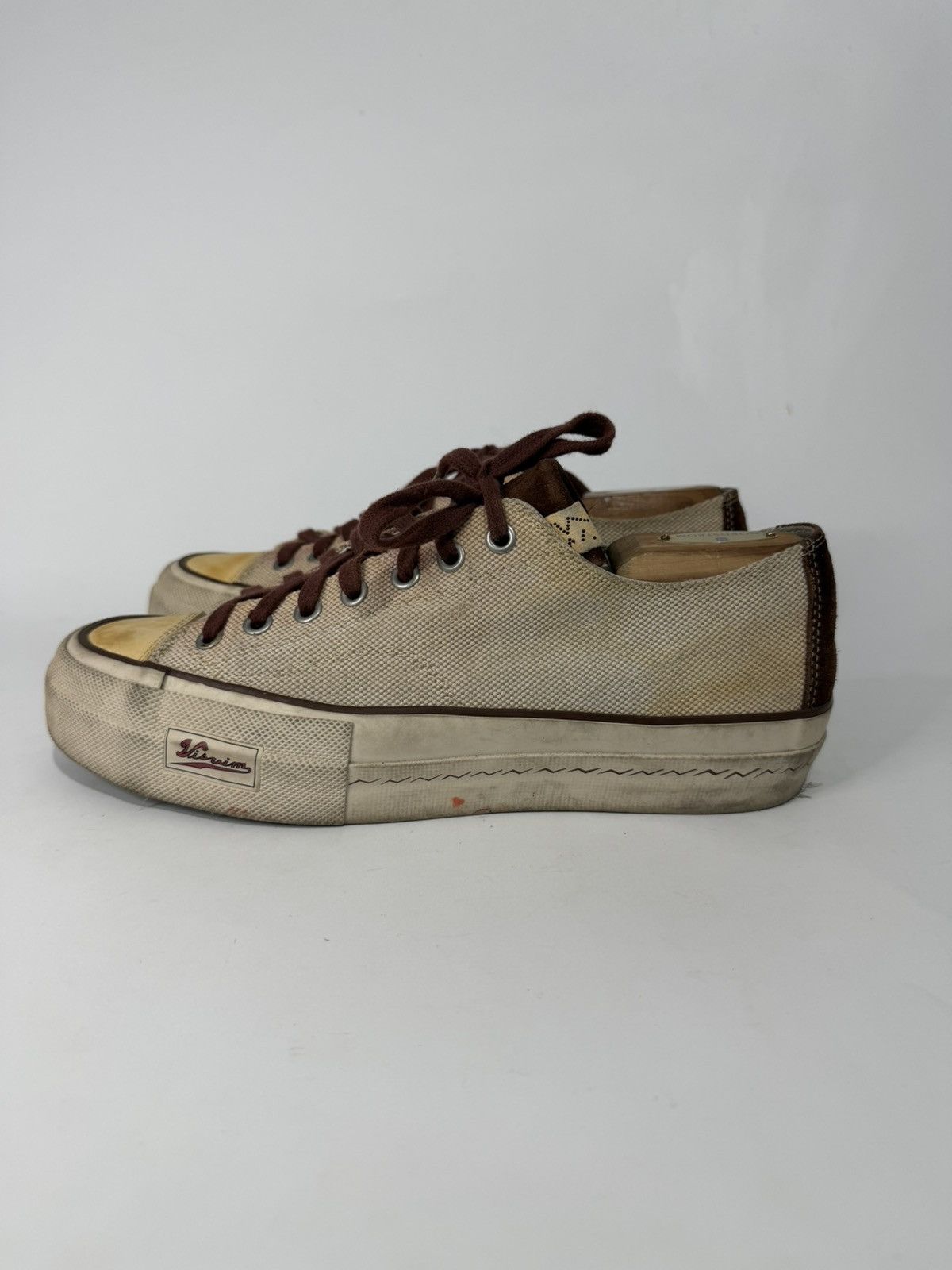 Visvim Visvim - Skagway Lo Leather Trimmed Canvas Sneakers Neutrals Size US 9 / EU 42 - 1 Thumbnail