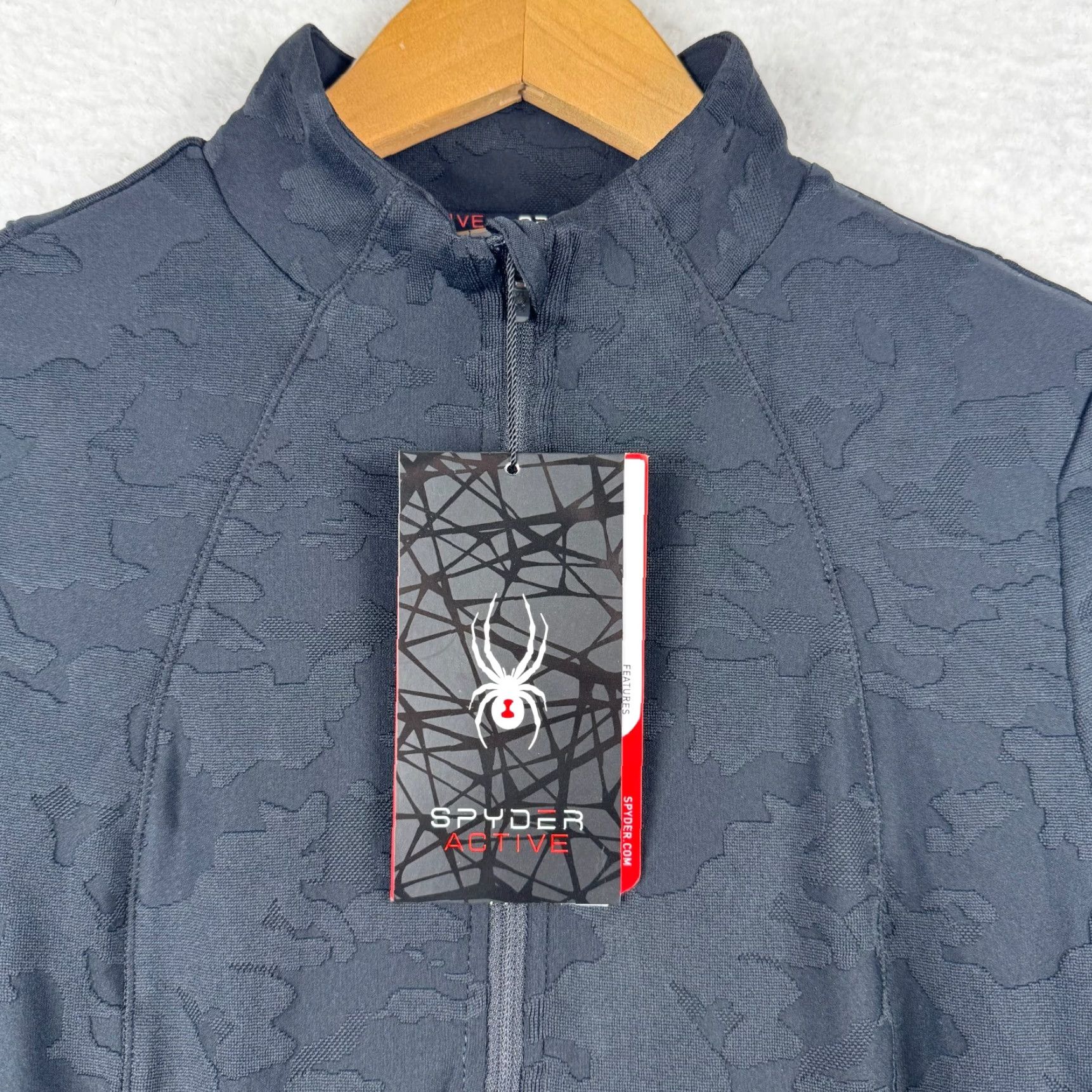 Spyder VINTAGE Spyder Pullover Camouflage Black Mock Neck Zip Running Activewear Women S SP160R (Note: If not vintage, adjust accordingly) Size S / US 4 / IT 40 - 2 Thumbnail