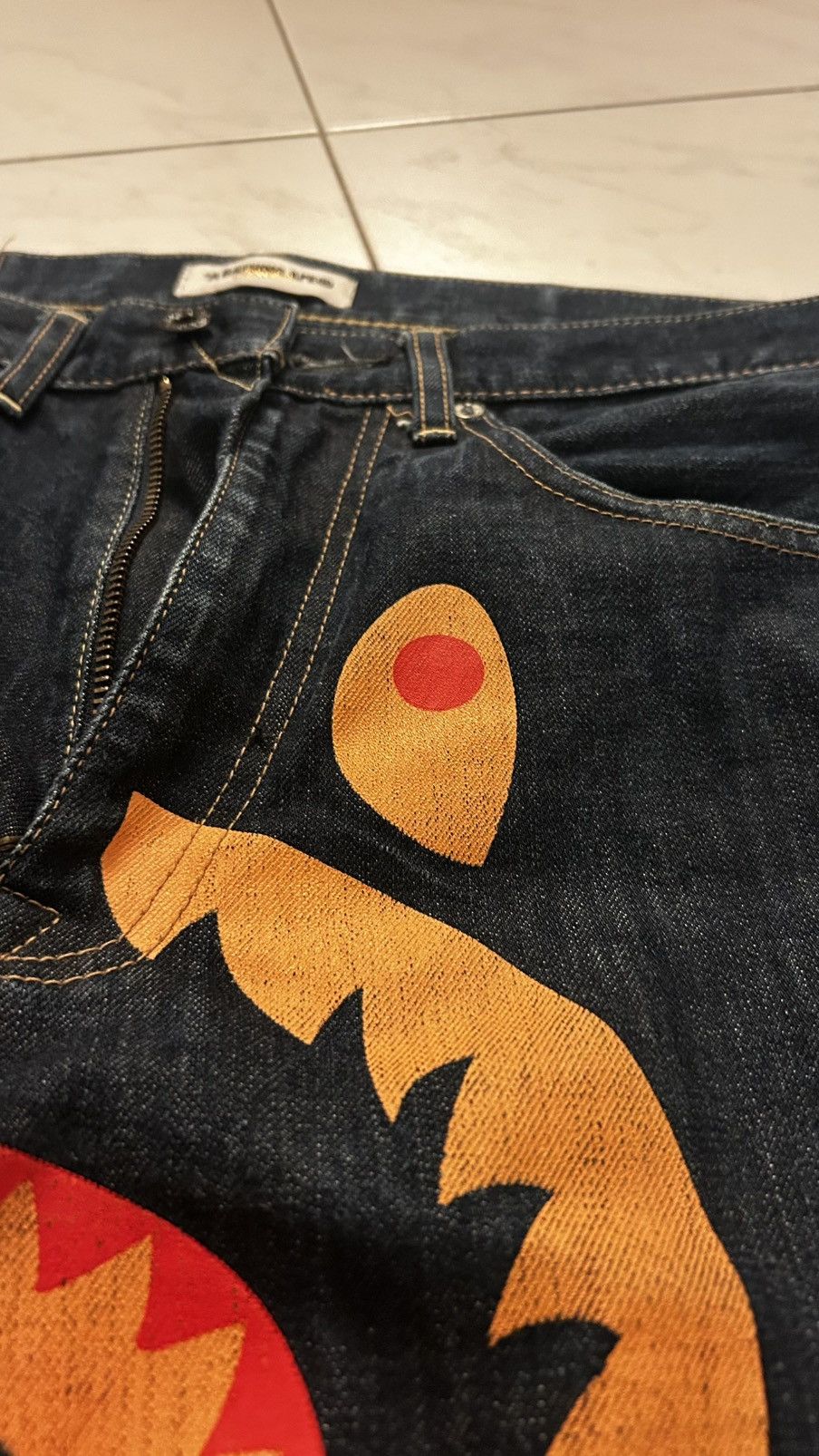 Bape SHARK LOGO BAPE JEANS Size US 35 - 2 Thumbnail