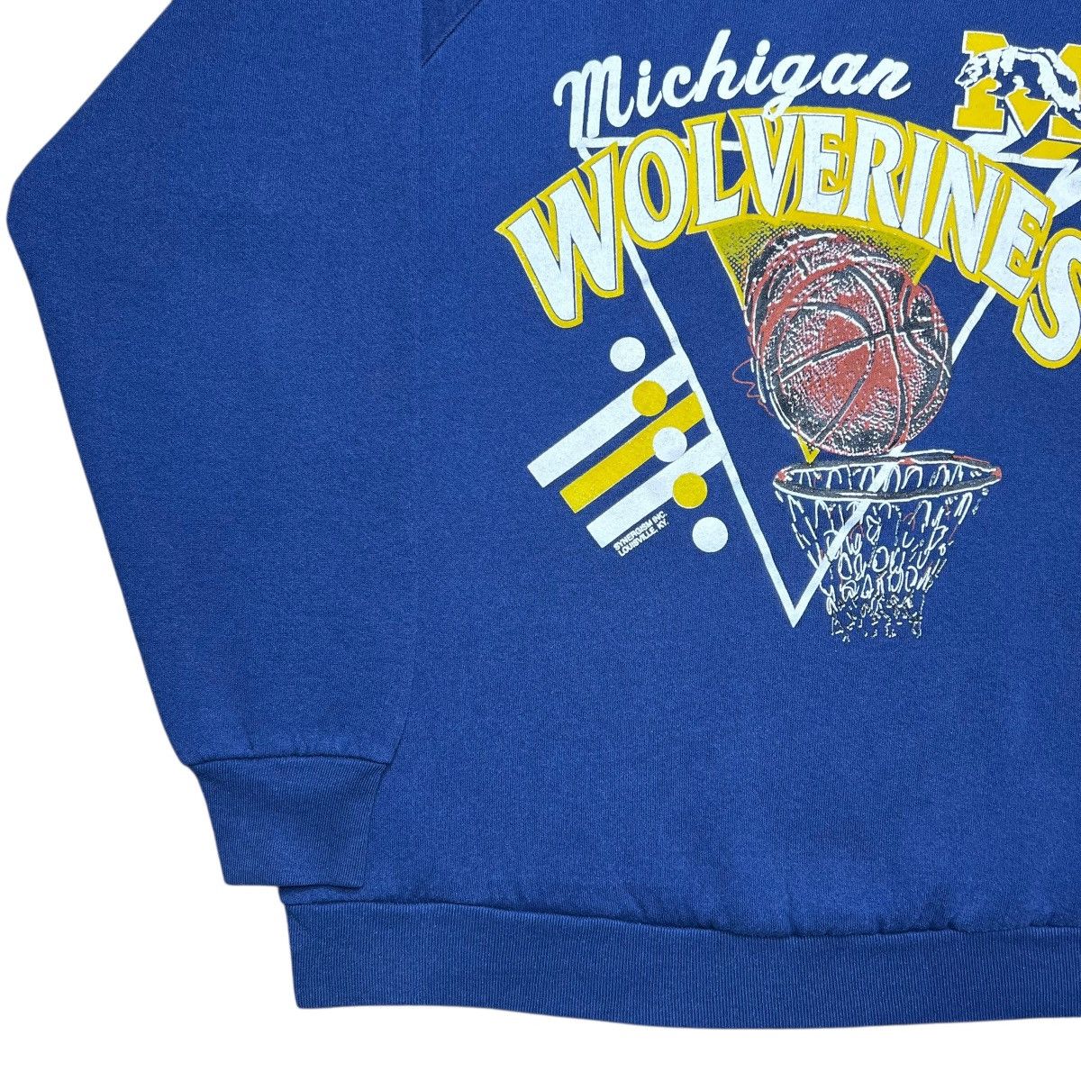 NCAA Vintage 1990s NCAA Michigan Wolverines Basketball Sweatshirt Size US XL / EU 56 / 4 - 16 Thumbnail