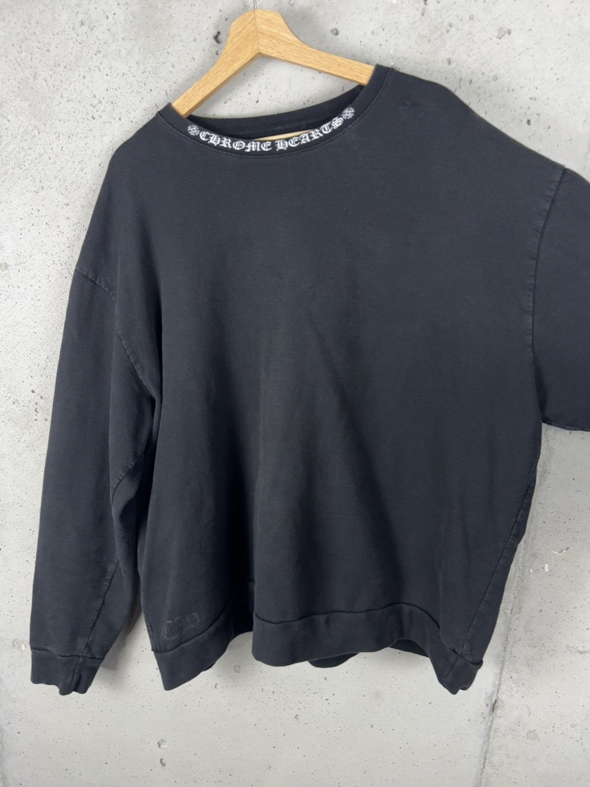 Chrome Hearts Chrome Hearts Black Spellout Crewneck - XLarge Size US XL / EU 56 / 4 - 6 Thumbnail