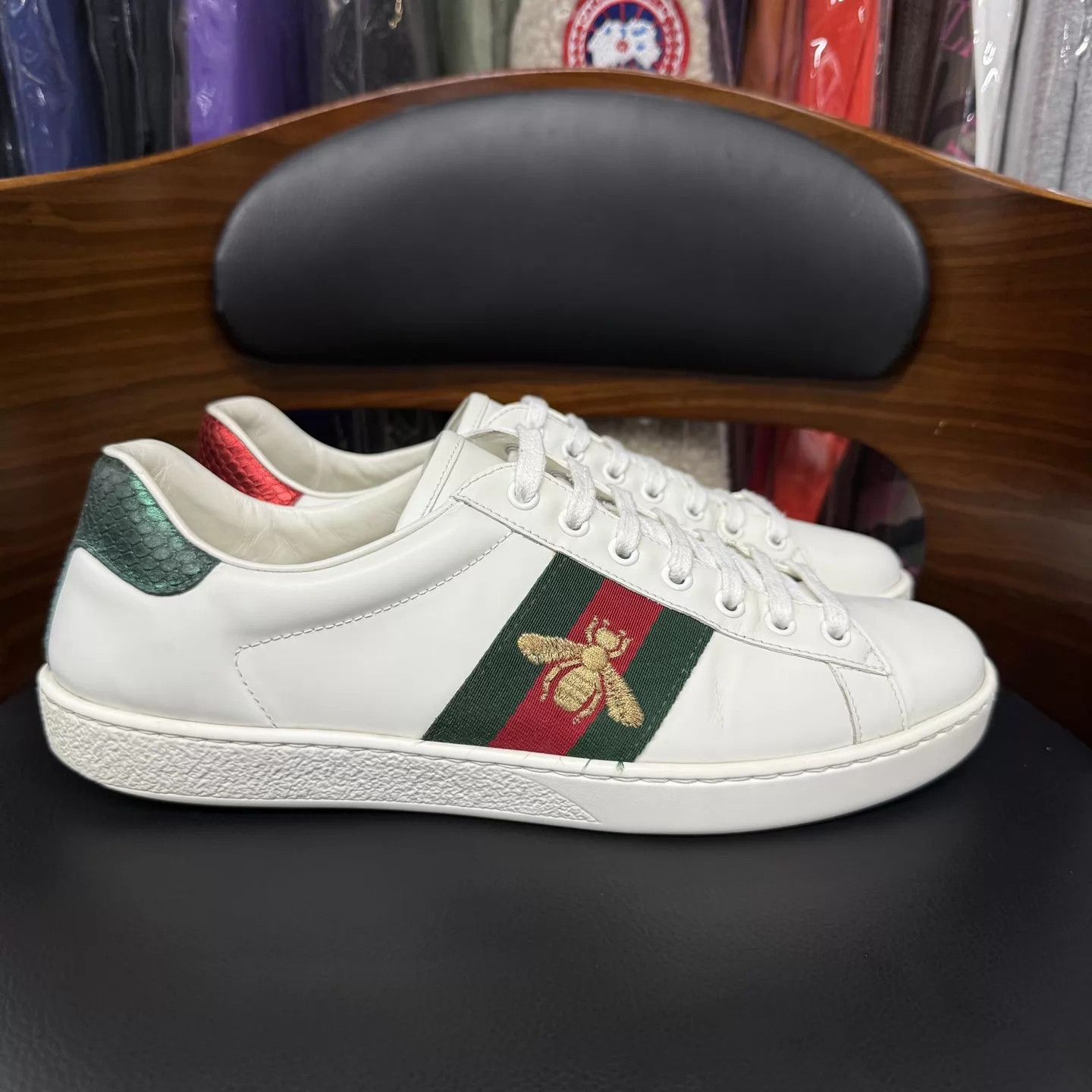 Gucci Gucci ACE White Bee Embroidered Sneaker 8.5 Size US 9.5 / EU 42-43 - 4 Thumbnail
