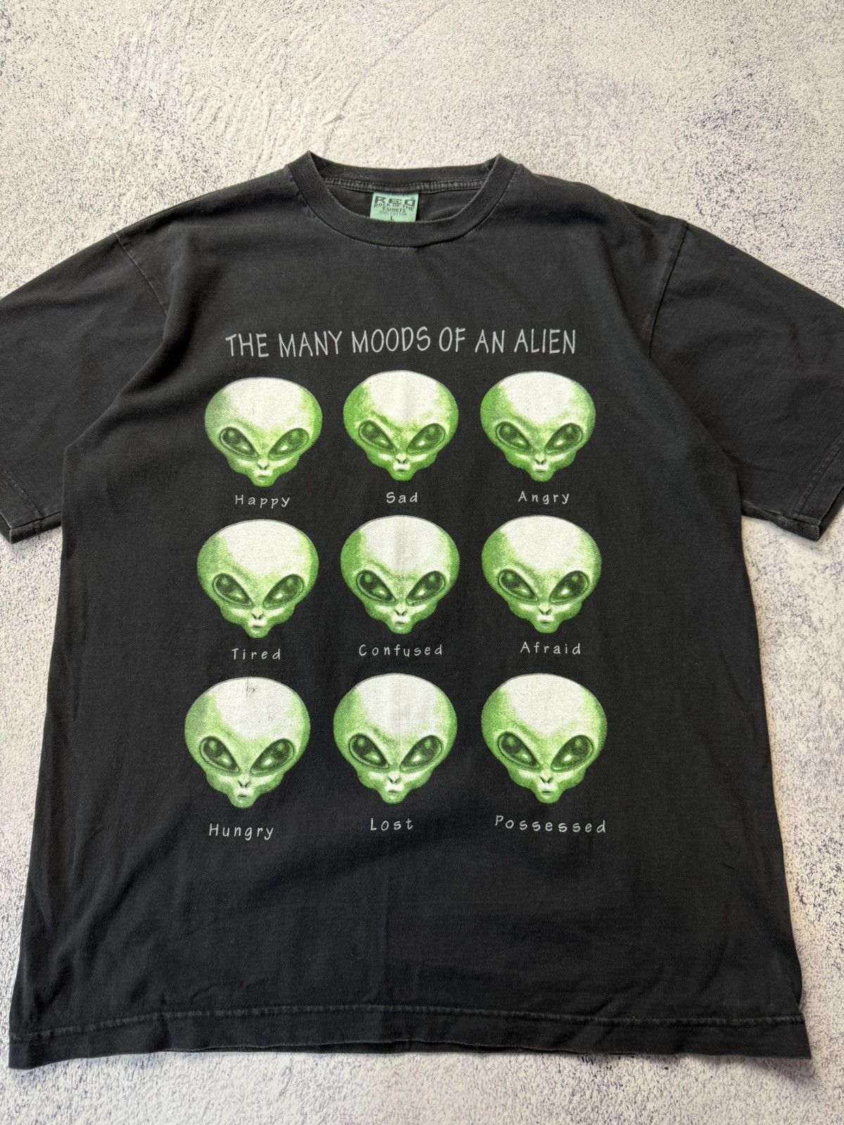 Vintage Vintage ALIEN MOODS 90s FLUORESCENT PRINT SINGLE STITCH TEE Size US L / EU 52-54 / 3 - 5 Thumbnail